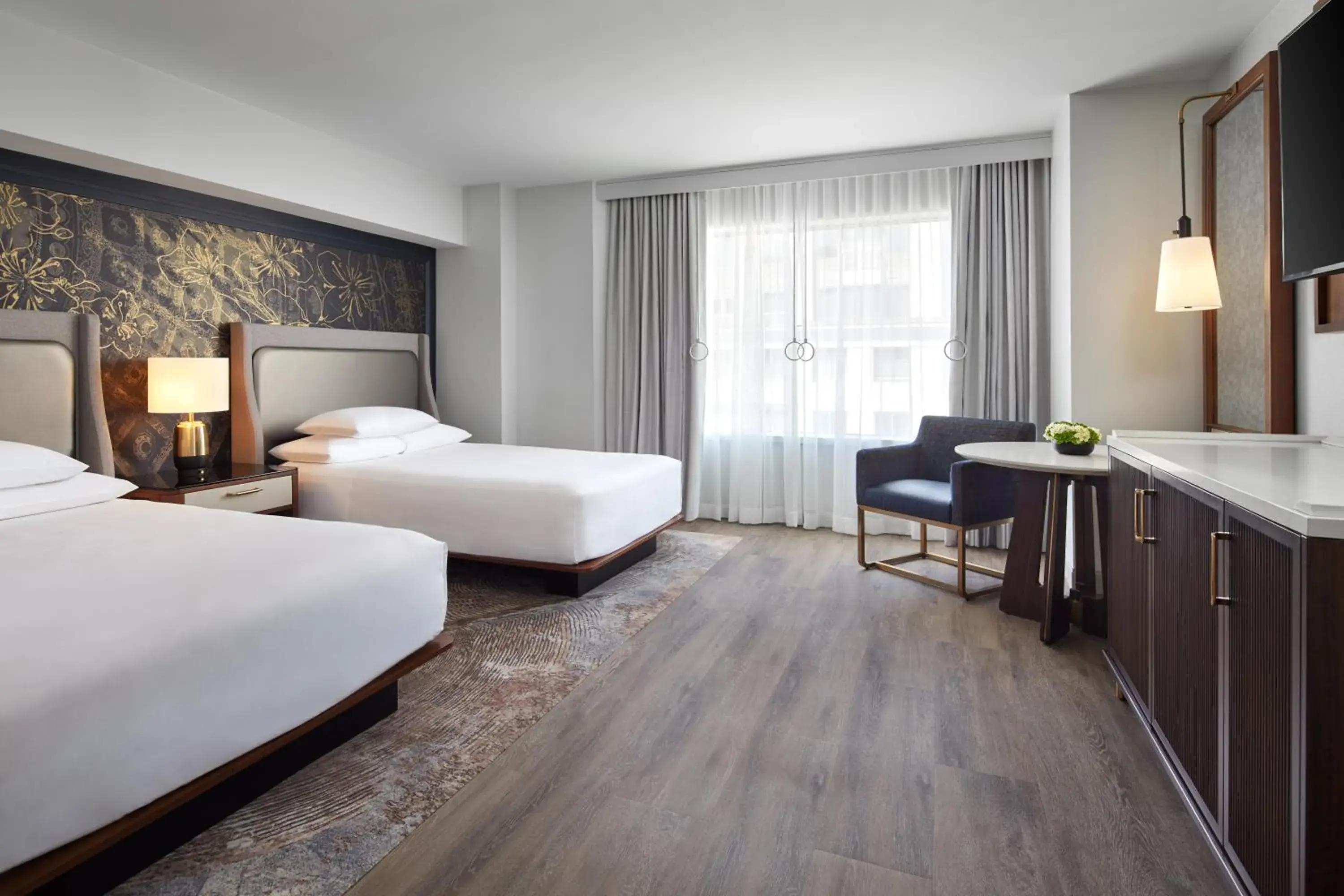 Double Room with Two Double Beds and Accessible Tub in Grand Hyatt Washington Double Room with Two Double Beds and Accessible Tub in Grand Hyatt Washington