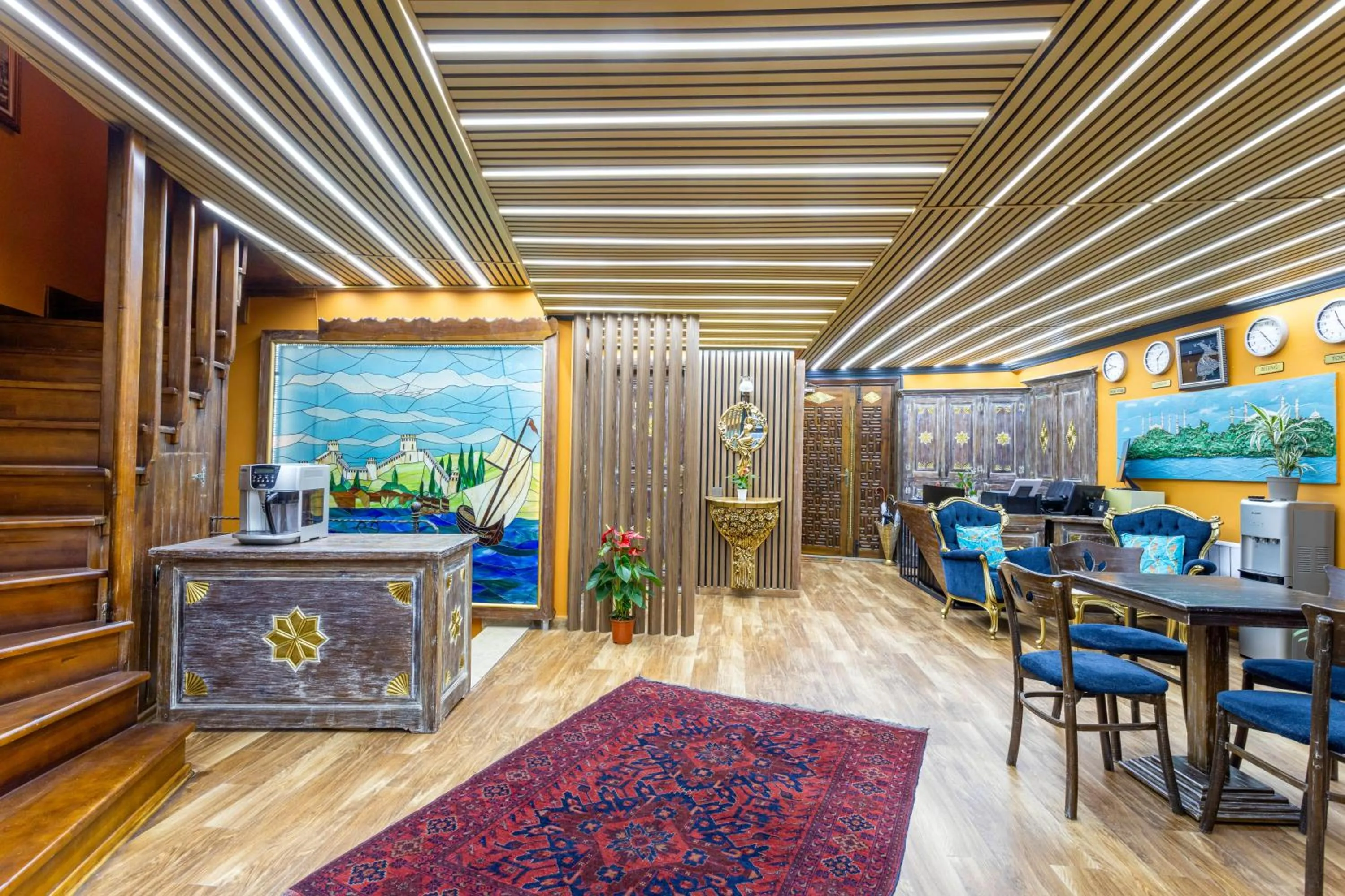 Lobby or reception in Wonder Wood Hotel