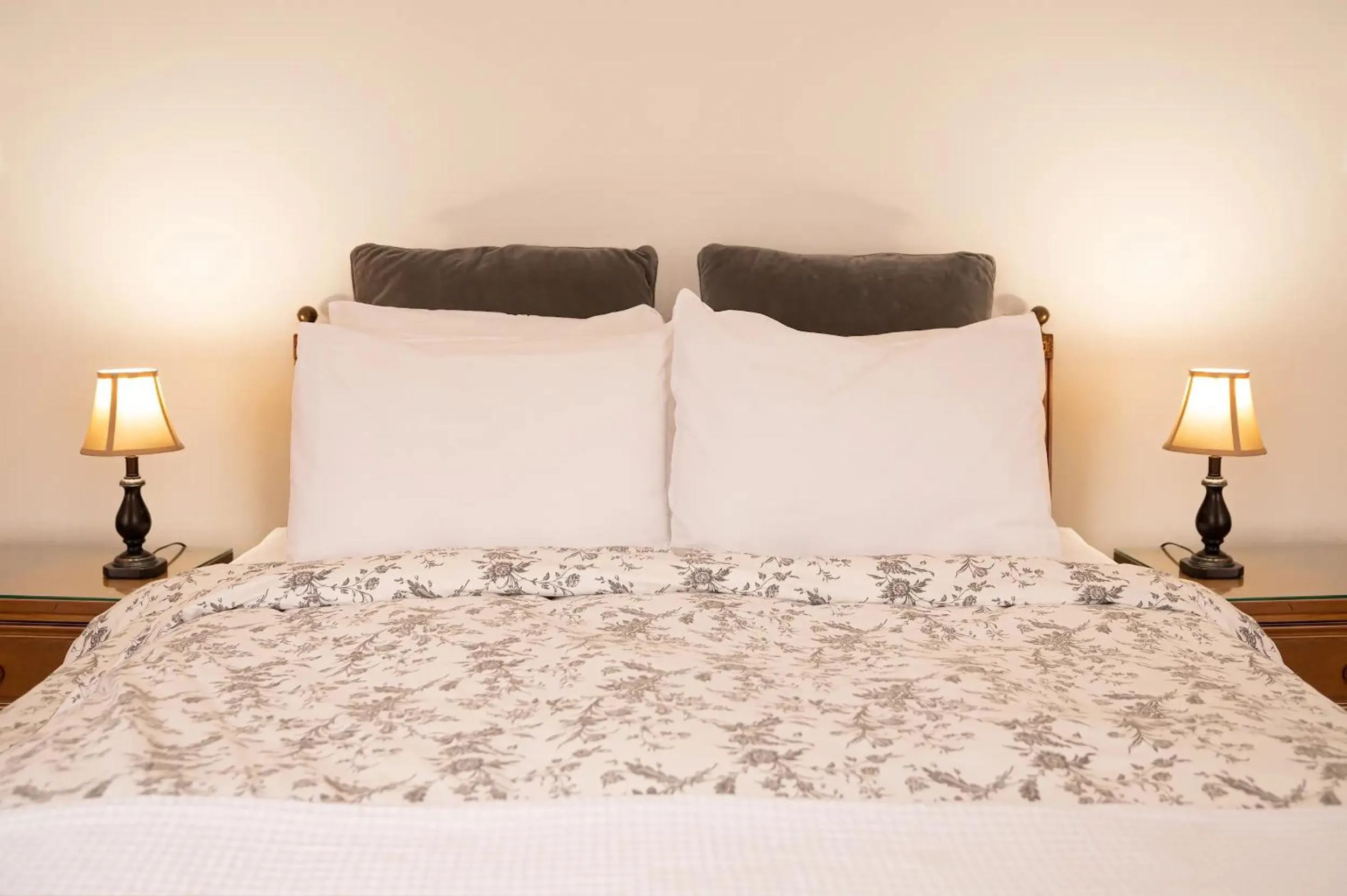 Bedroom, Bed in Royal Dalhousie