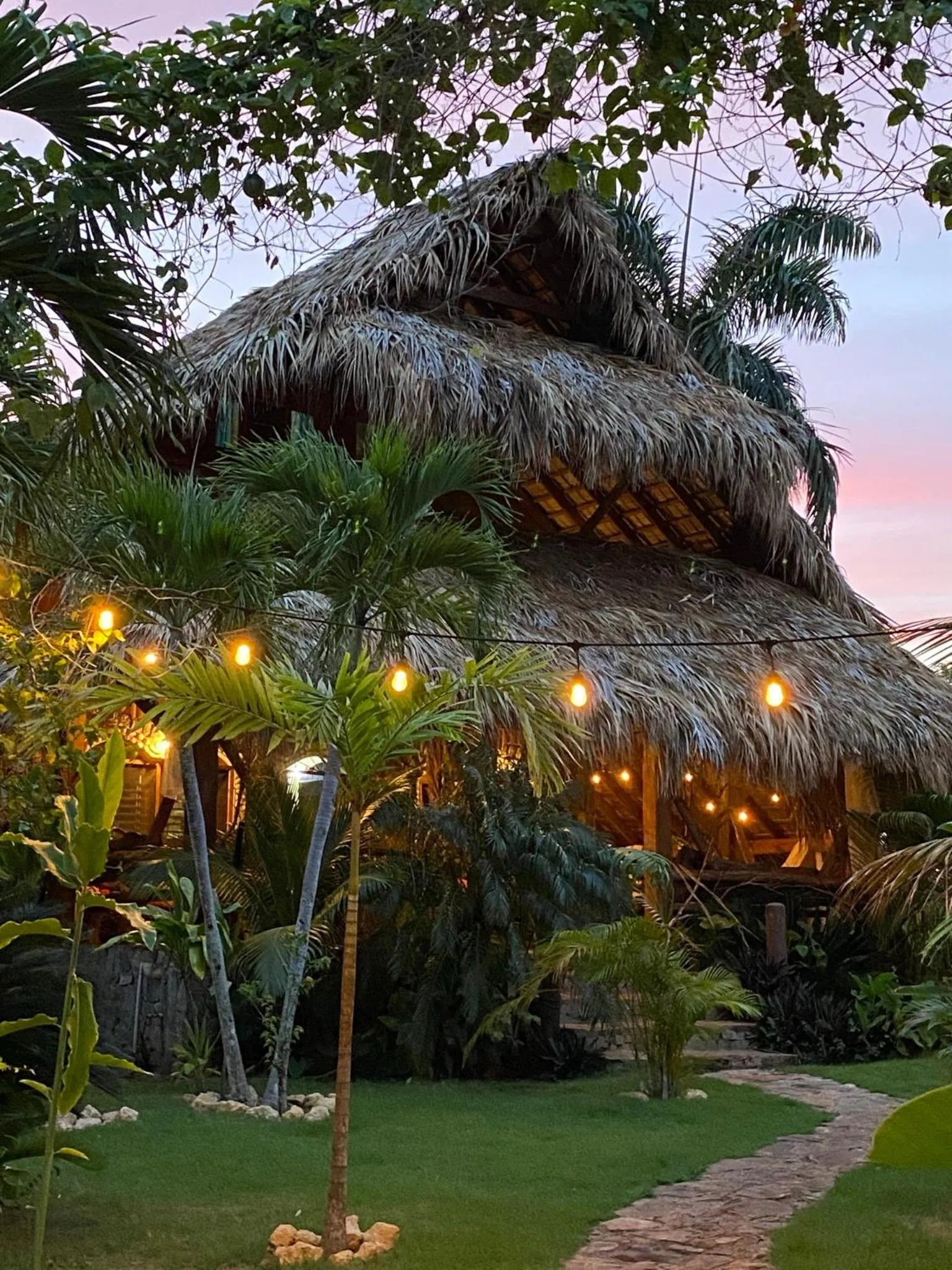 CHALET TROPICAL Hotel & Restaurant-Pizzeria