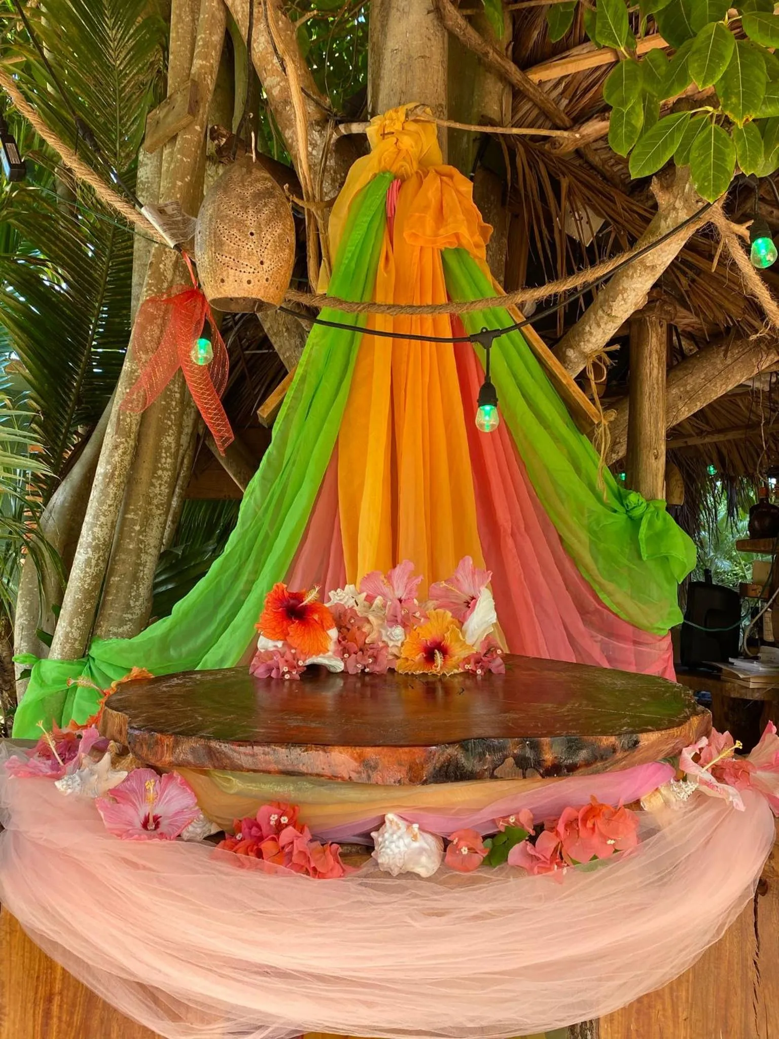 CHALET TROPICAL Hotel & Restaurant-Pizzeria