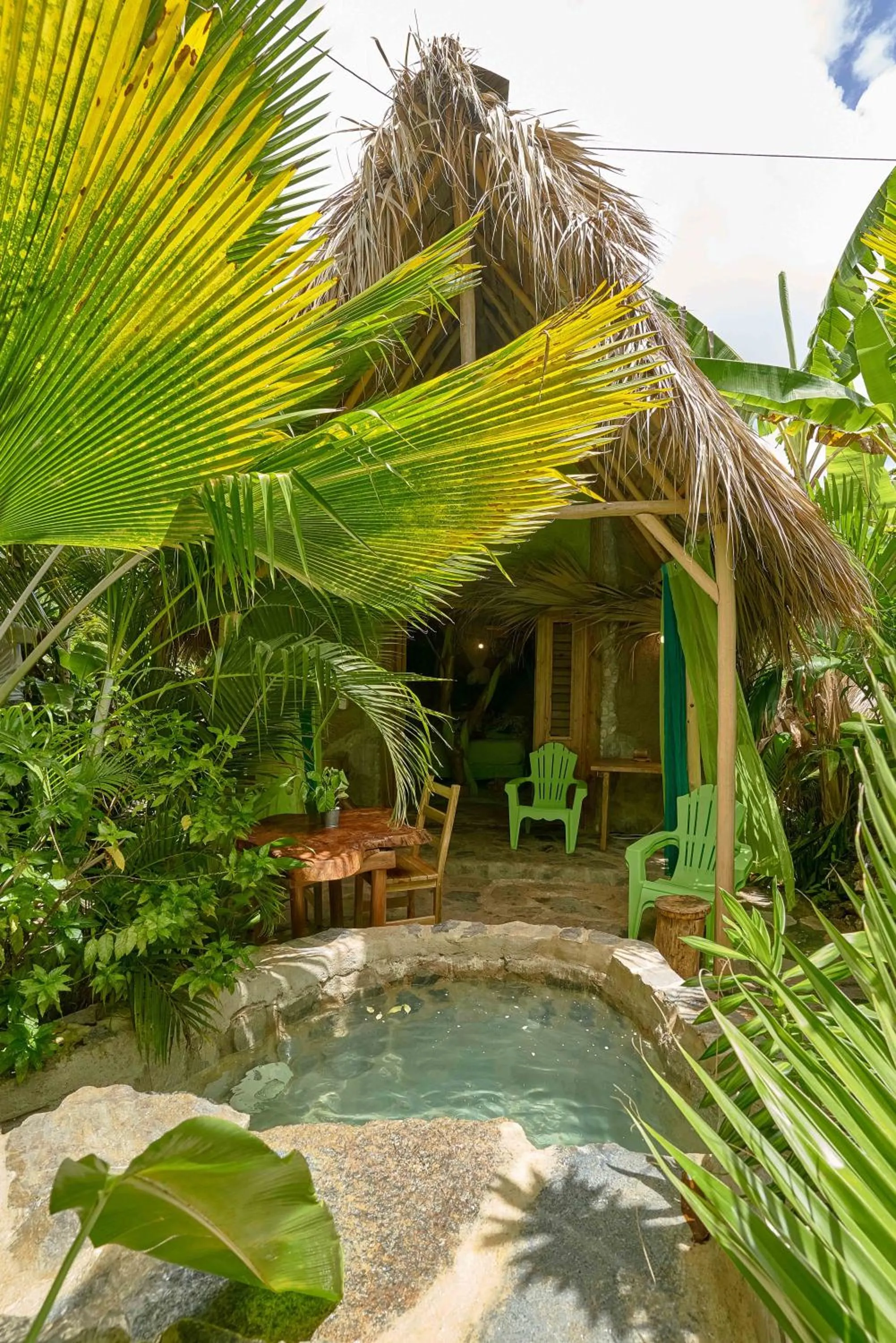 CHALET TROPICAL Hotel & Restaurant-Pizzeria