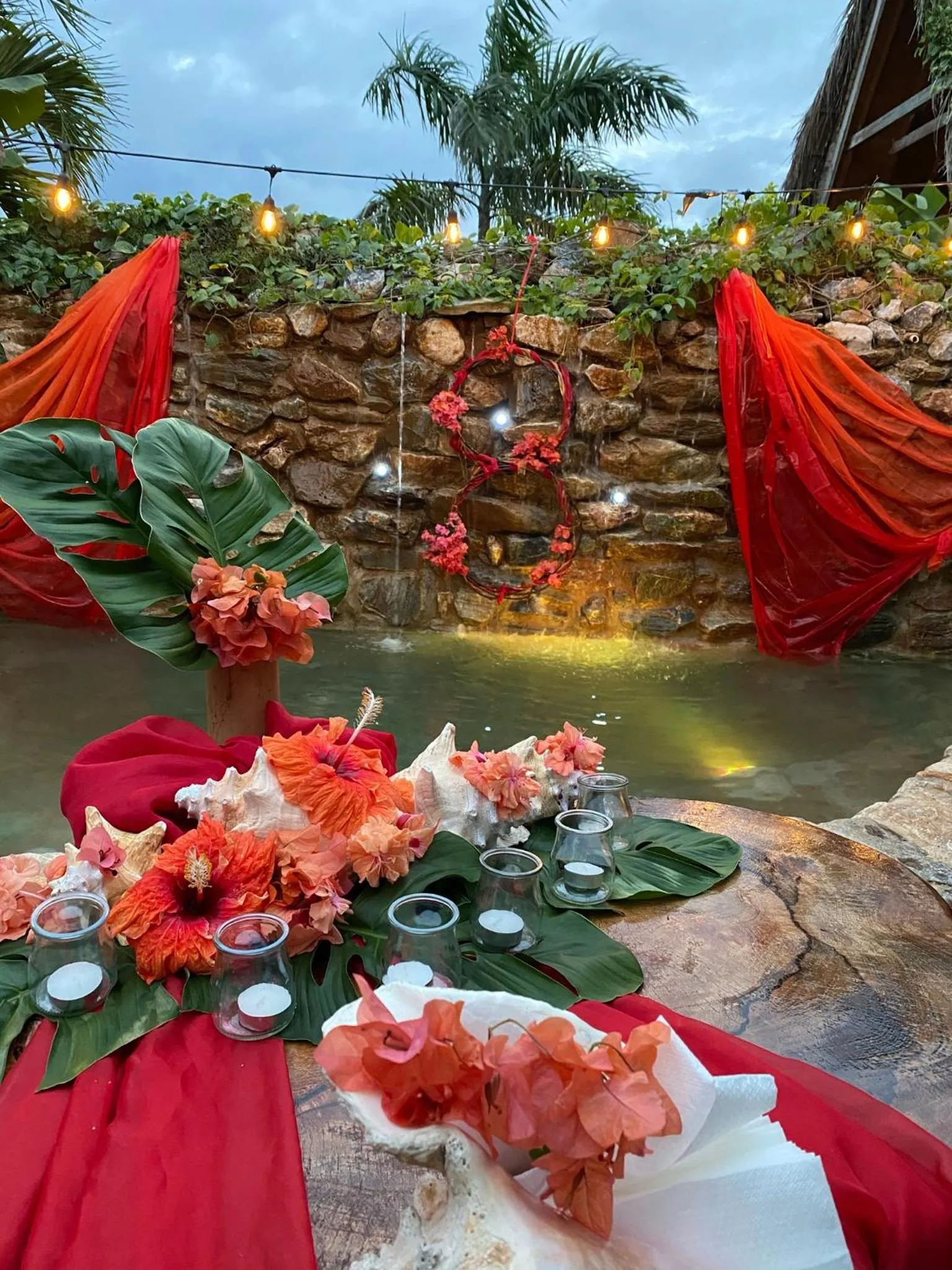 CHALET TROPICAL Hotel & Restaurant-Pizzeria