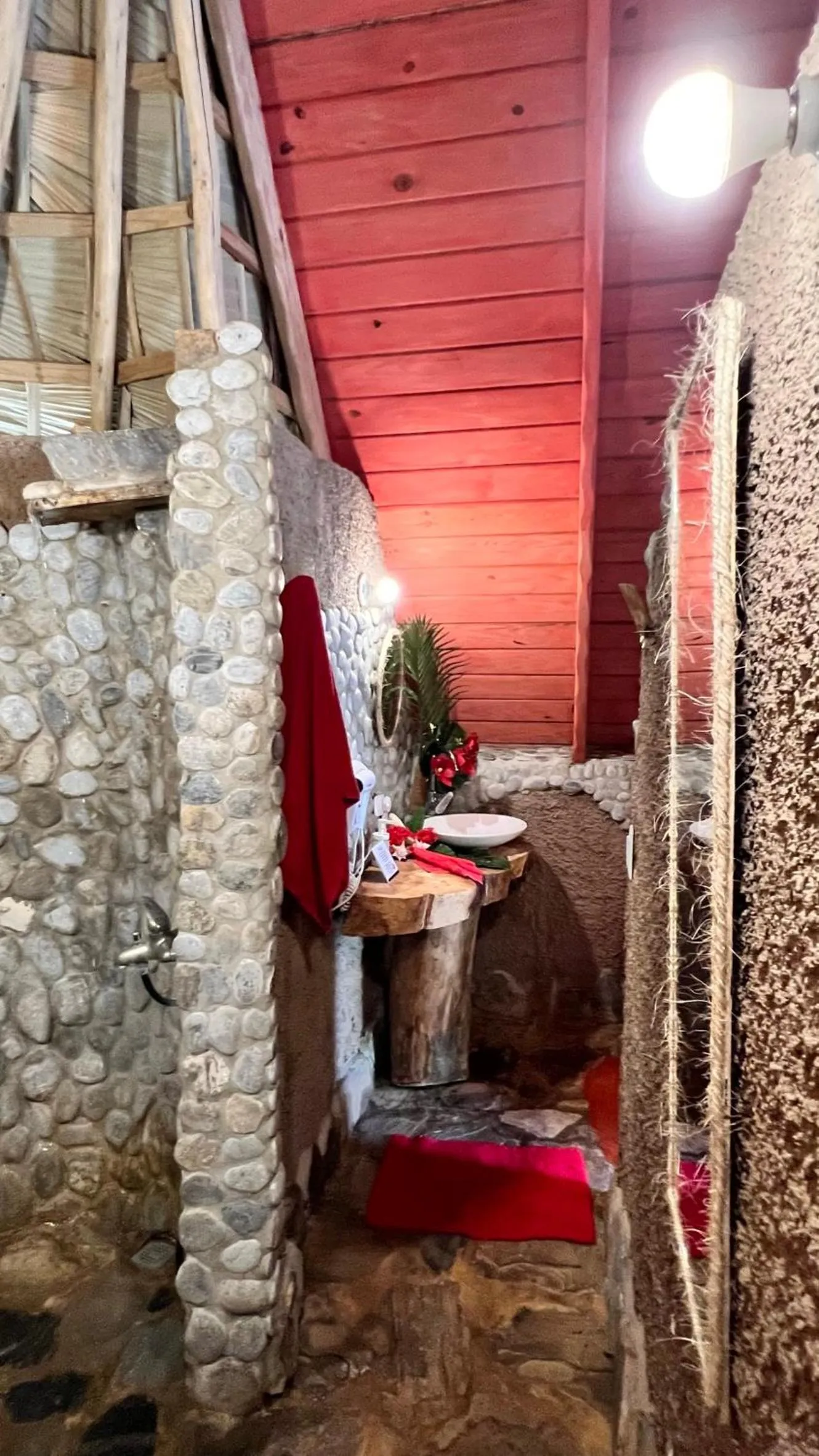 CHALET TROPICAL Hotel & Restaurant-Pizzeria