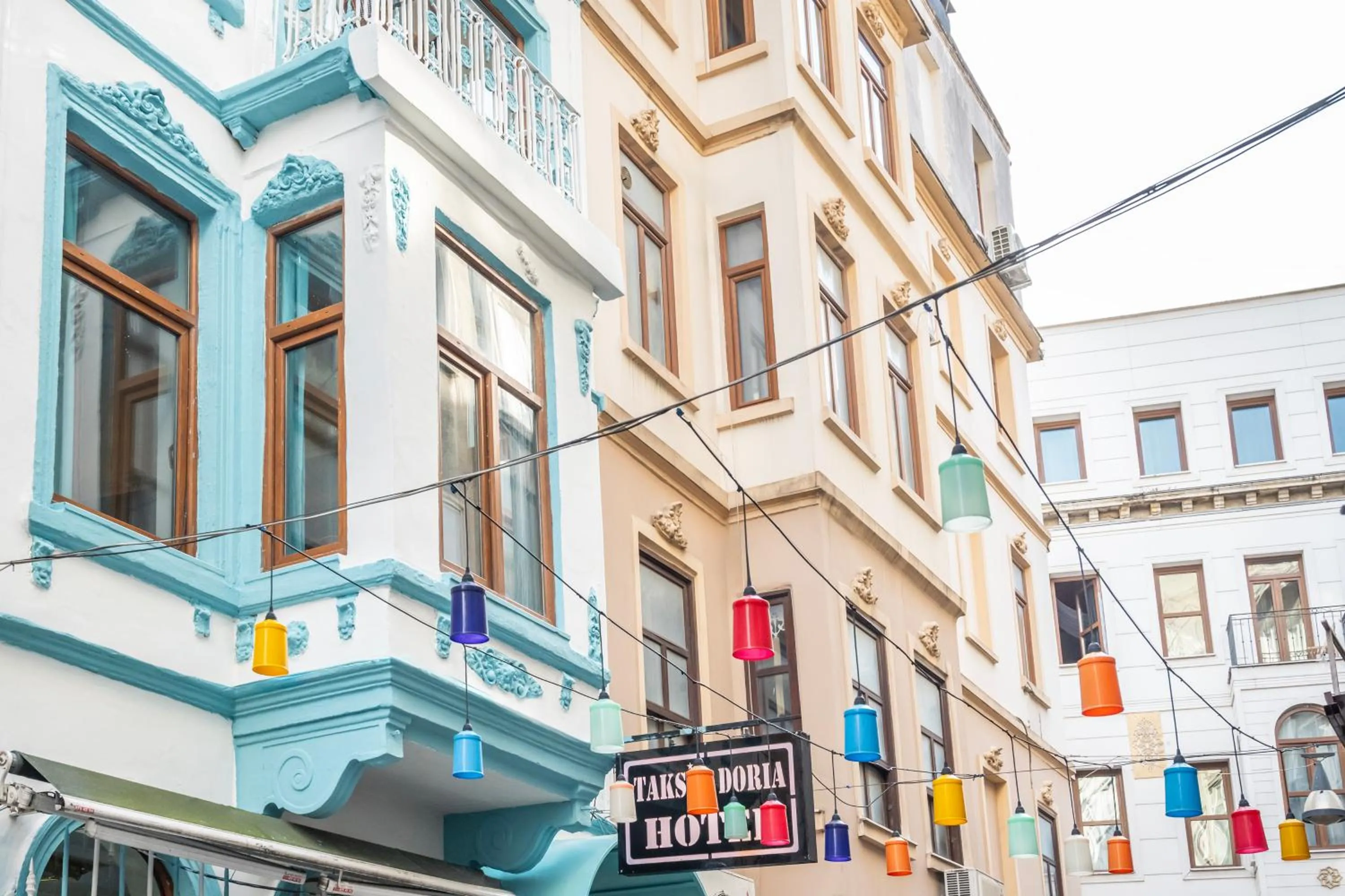 Property building in Taksim Dora Hotel