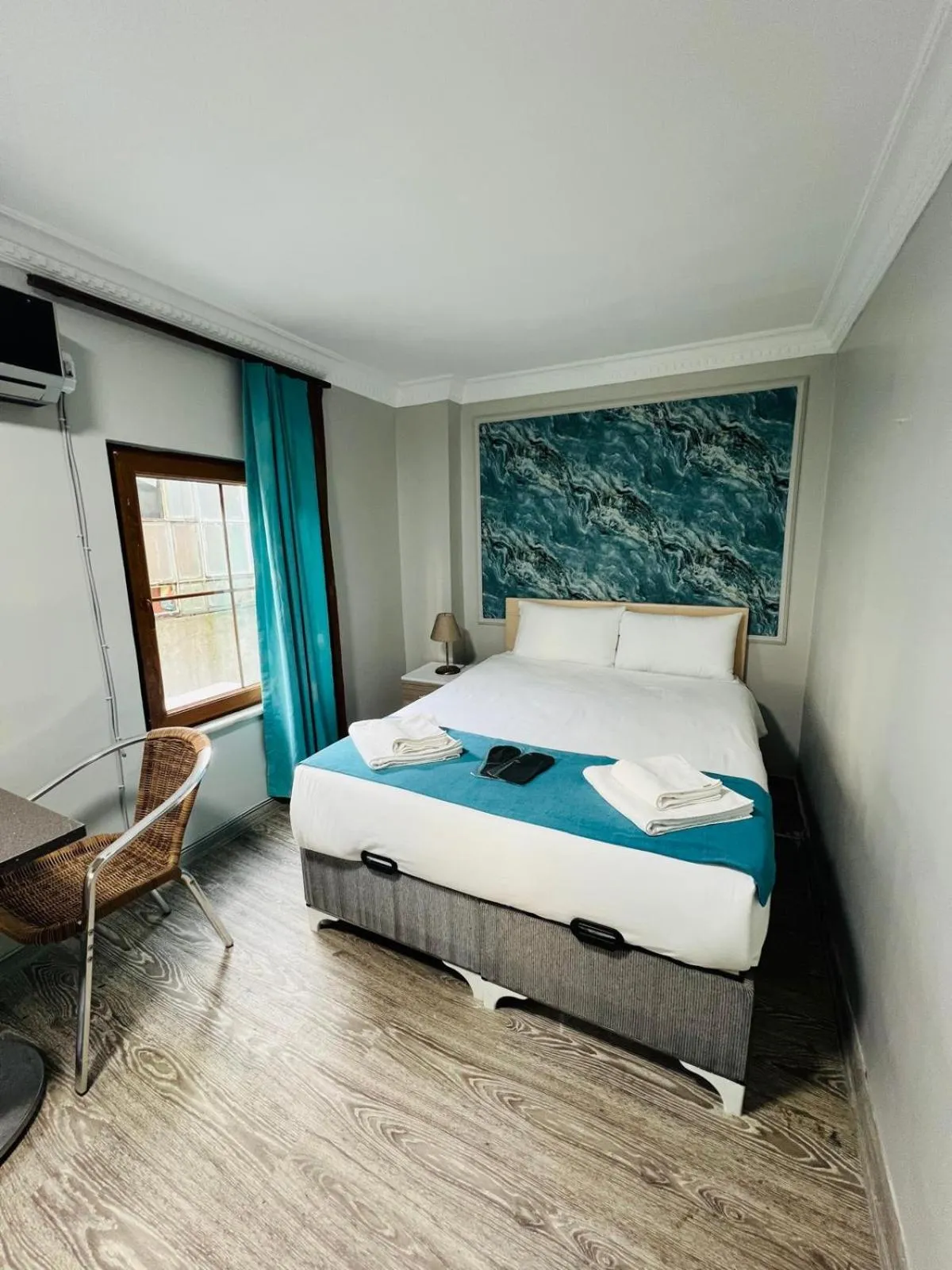 Bed in Taksim Dora Hotel