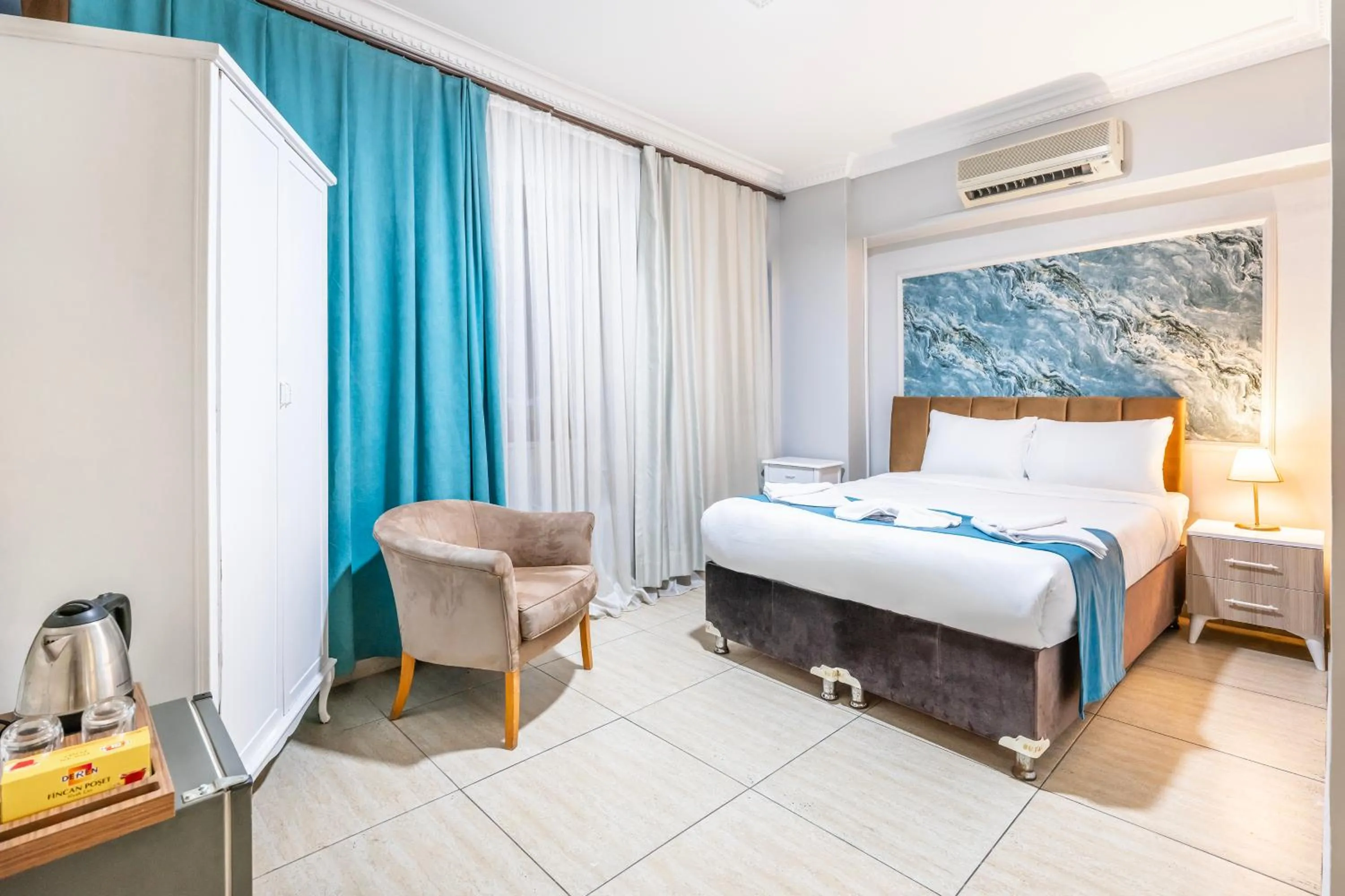 Bed in Taksim Dora Hotel