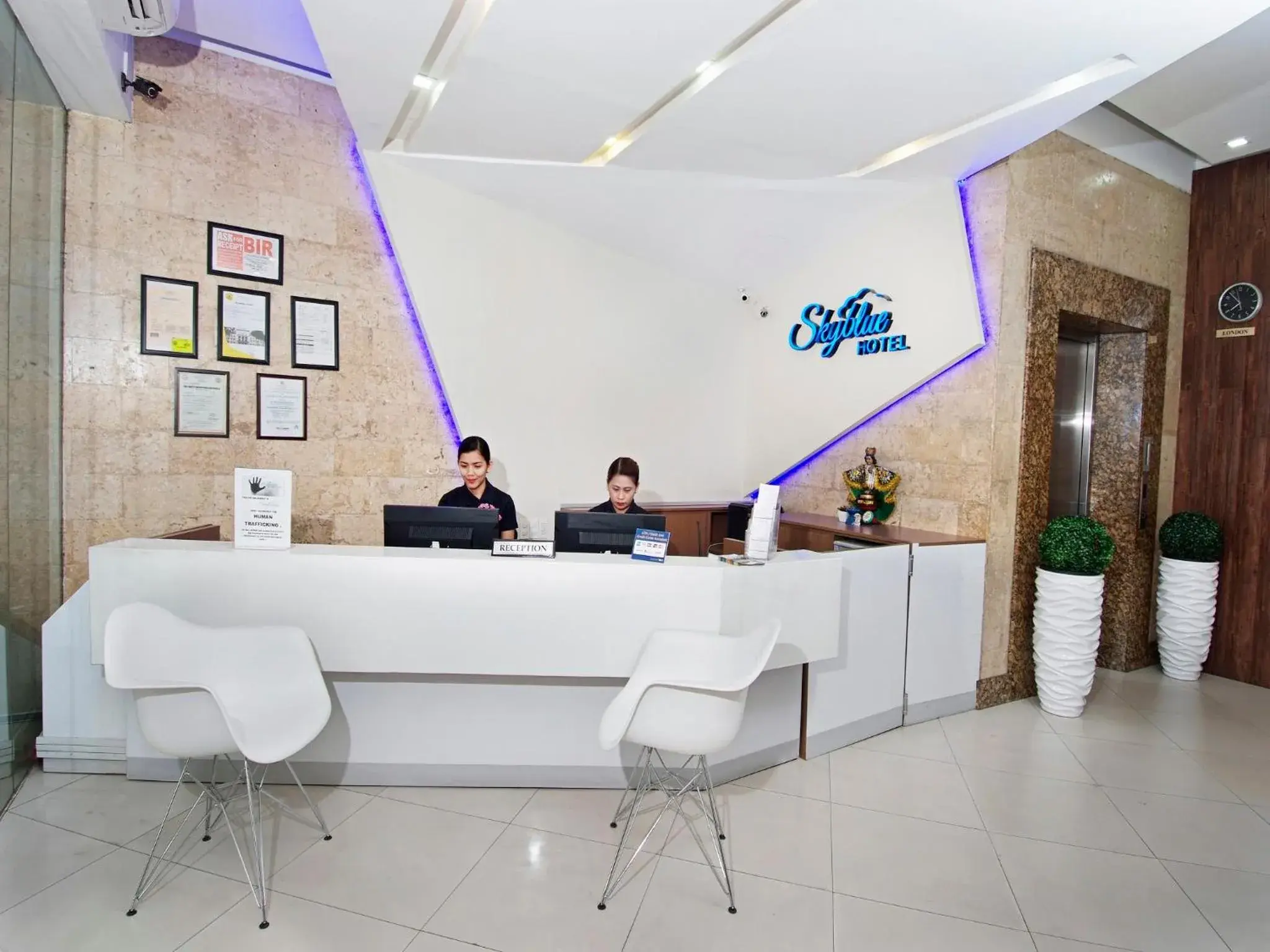 Lobby or reception in Skyblue Hotel Lobby or reception in Skyblue Hotel