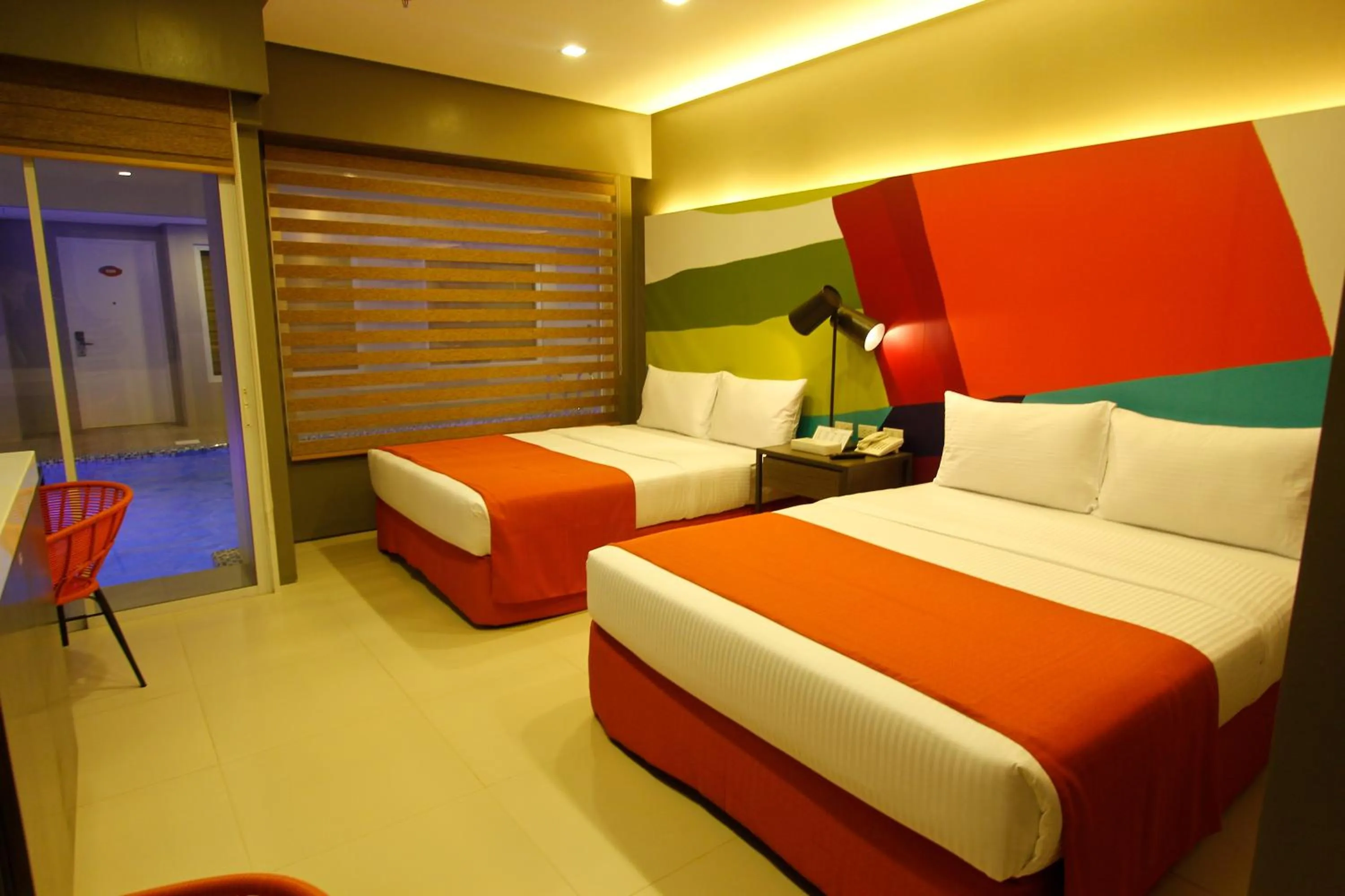 Photo of the whole room, Bed in Boracay Uptown
