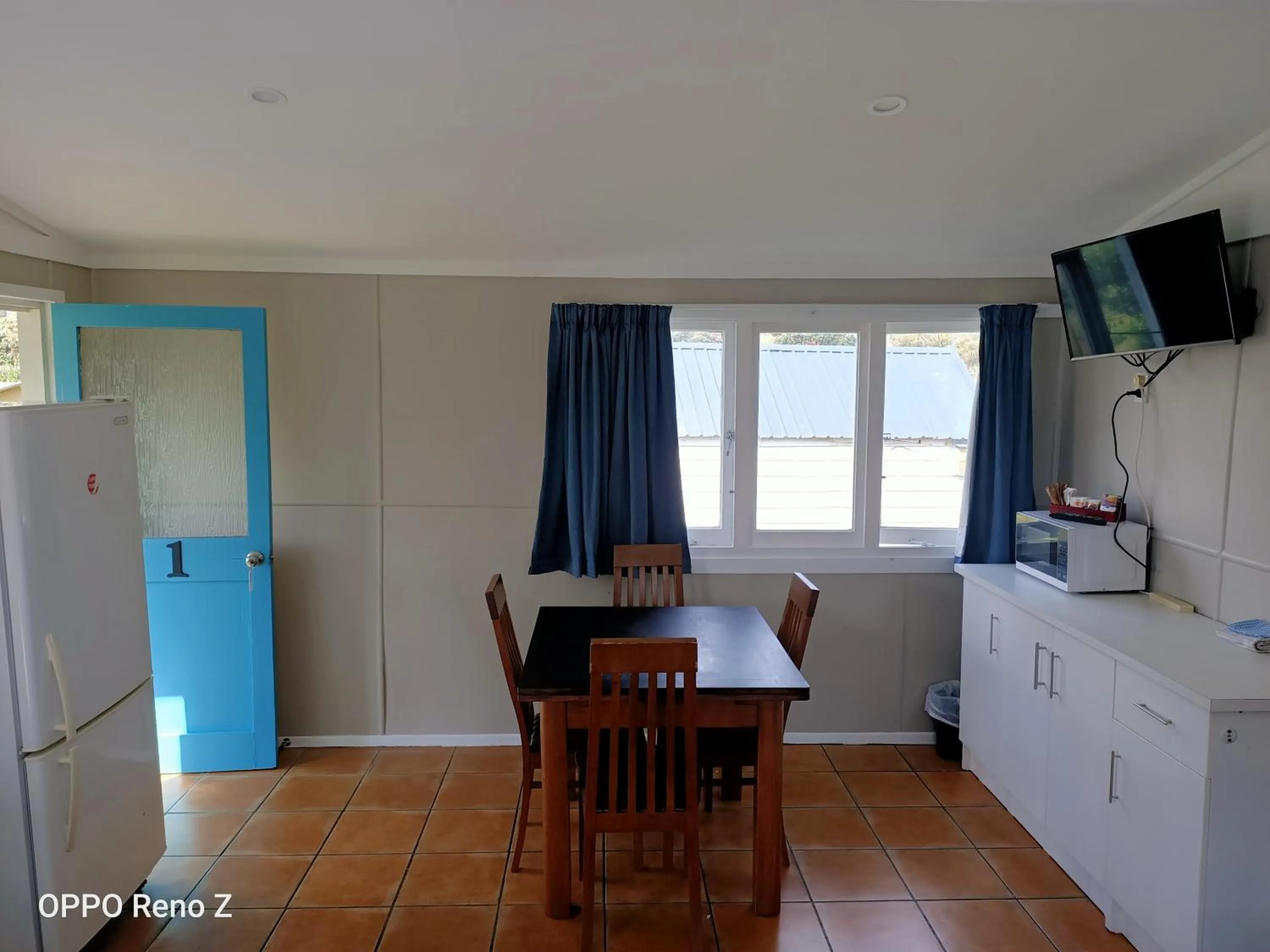Kitchen or kitchenette in Whanganui Seaside Holiday Park