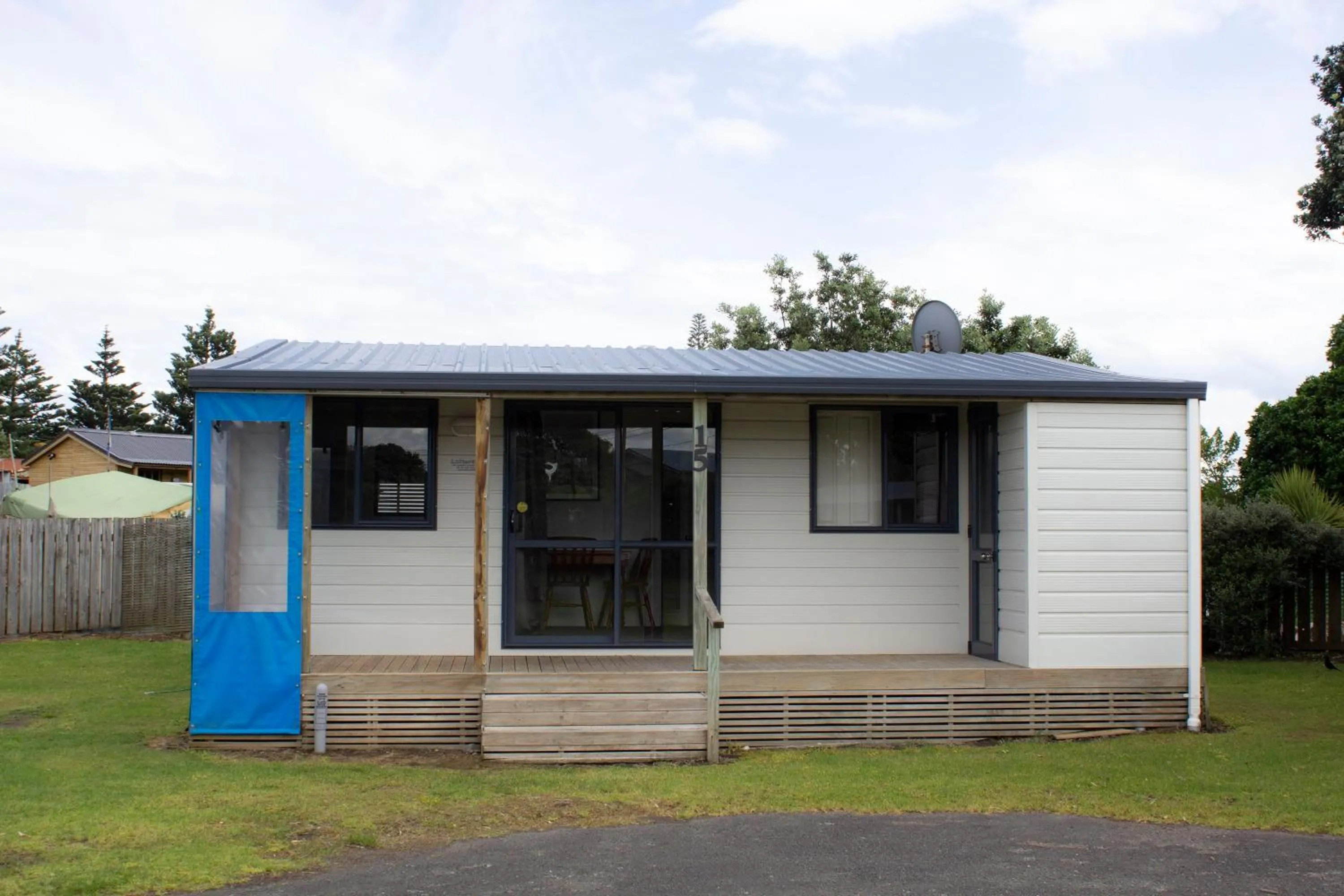 Property building in Whanganui Seaside Holiday Park