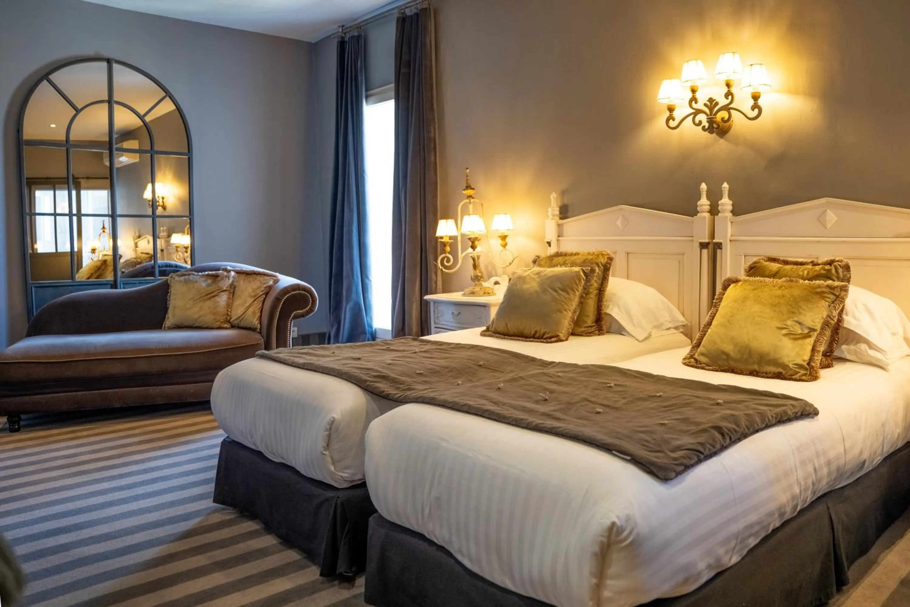 Bed in Hôtel Gounod