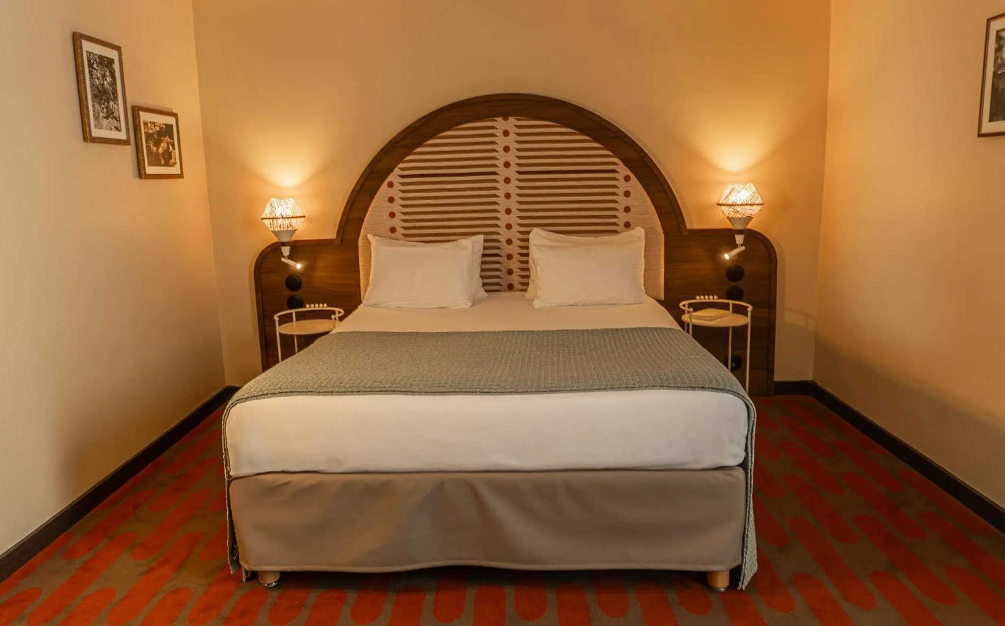 Bed in Mercure Arles Centre Arenes