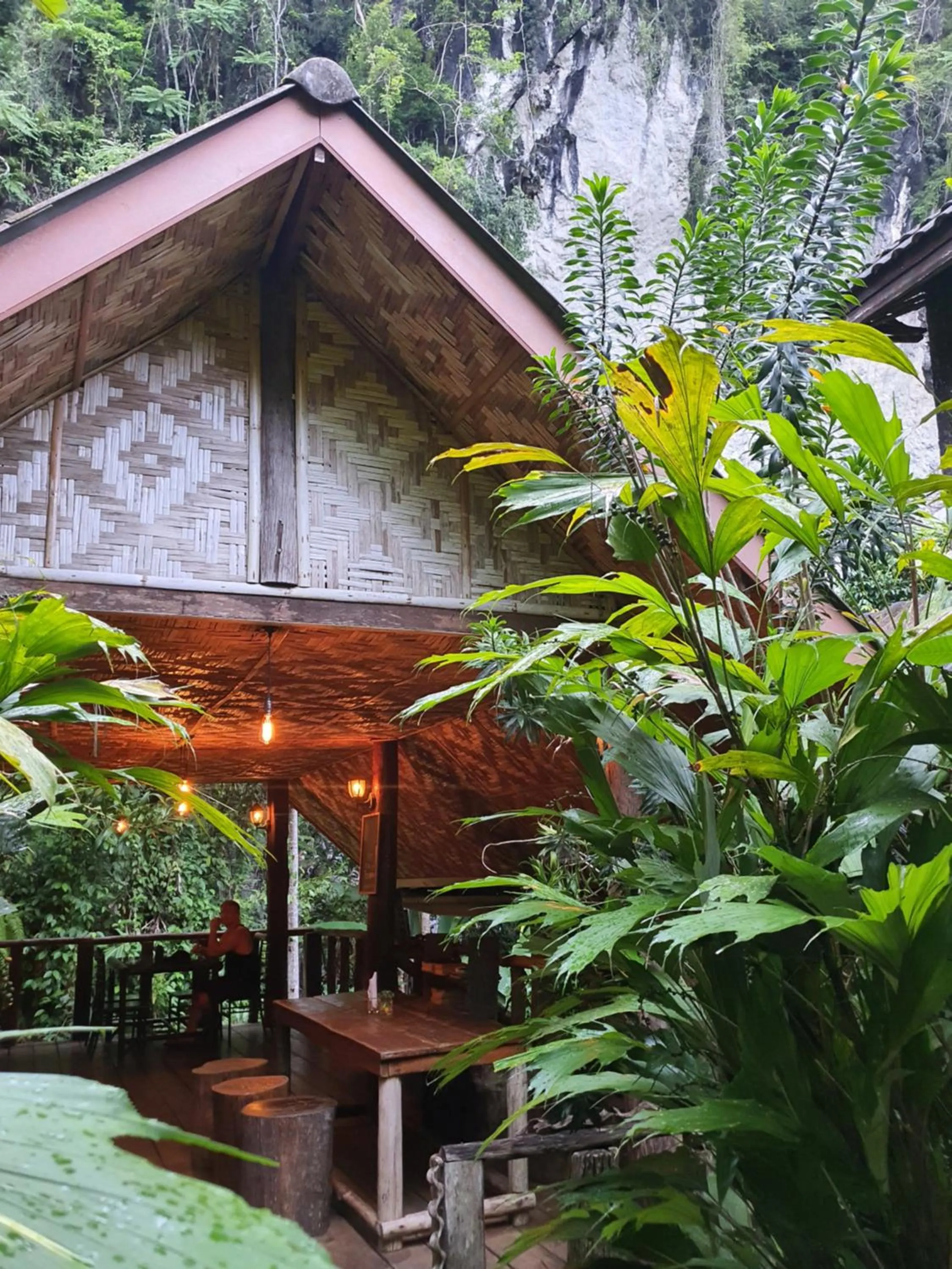 Restaurant/places to eat in Khao Sok Silver Cliff Resort