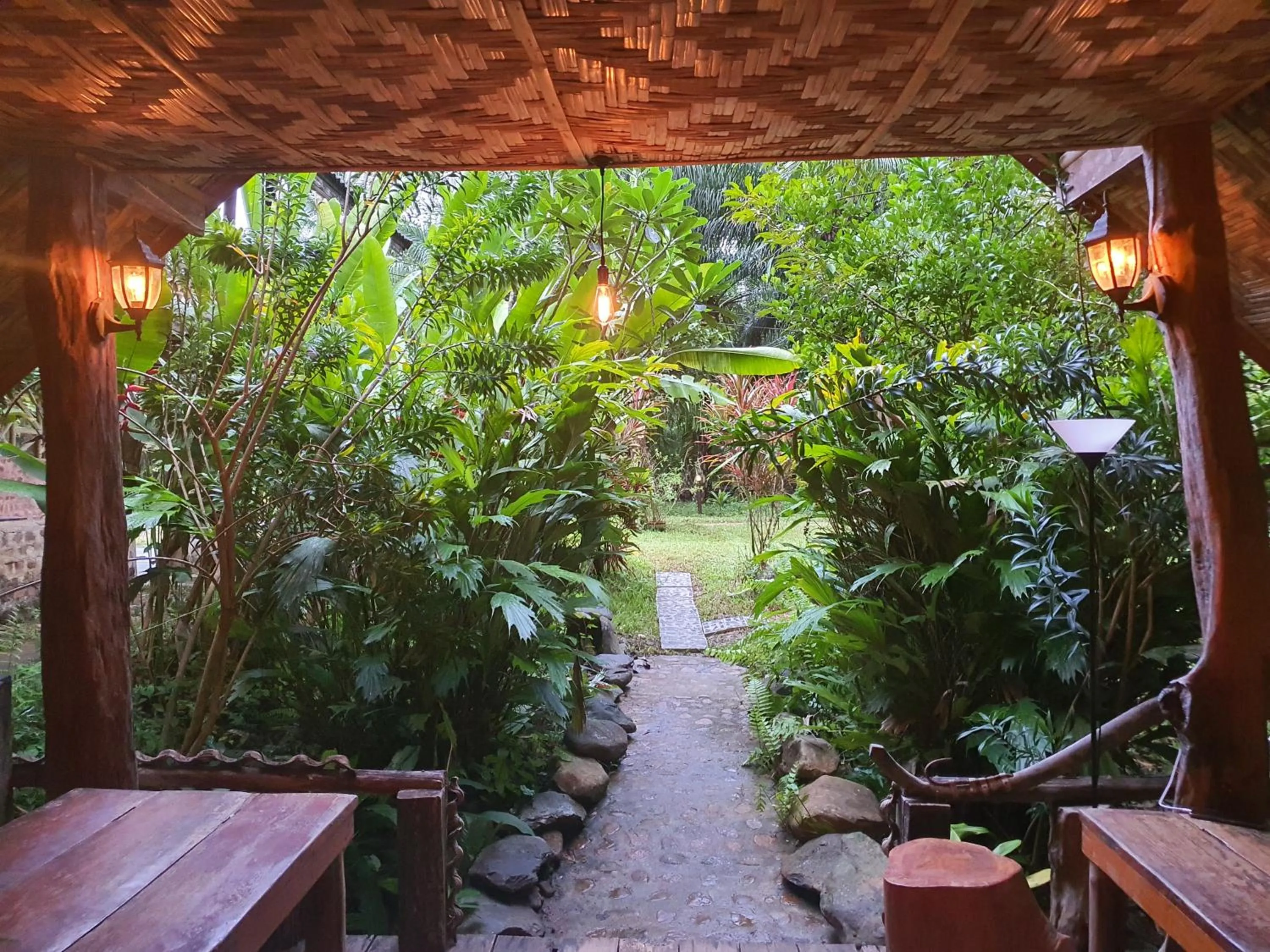 Garden in Khao Sok Silver Cliff Resort