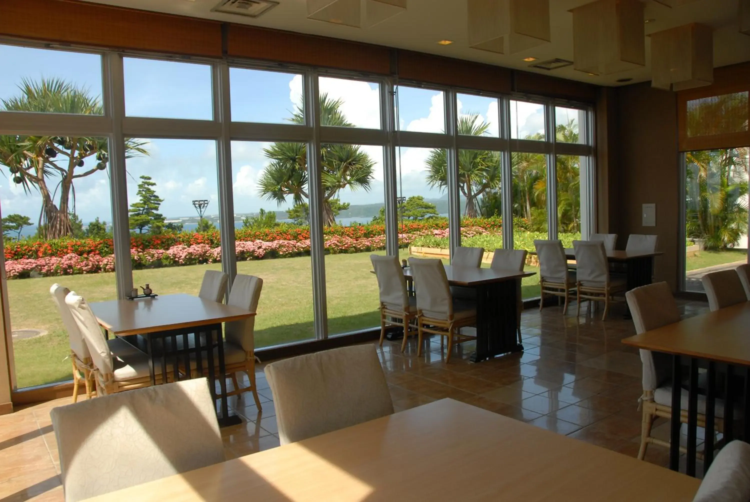 Restaurant/places to eat in Kanucha Bay Hotel & Villas Restaurant/places to eat in Kanucha Bay Hotel & Villas