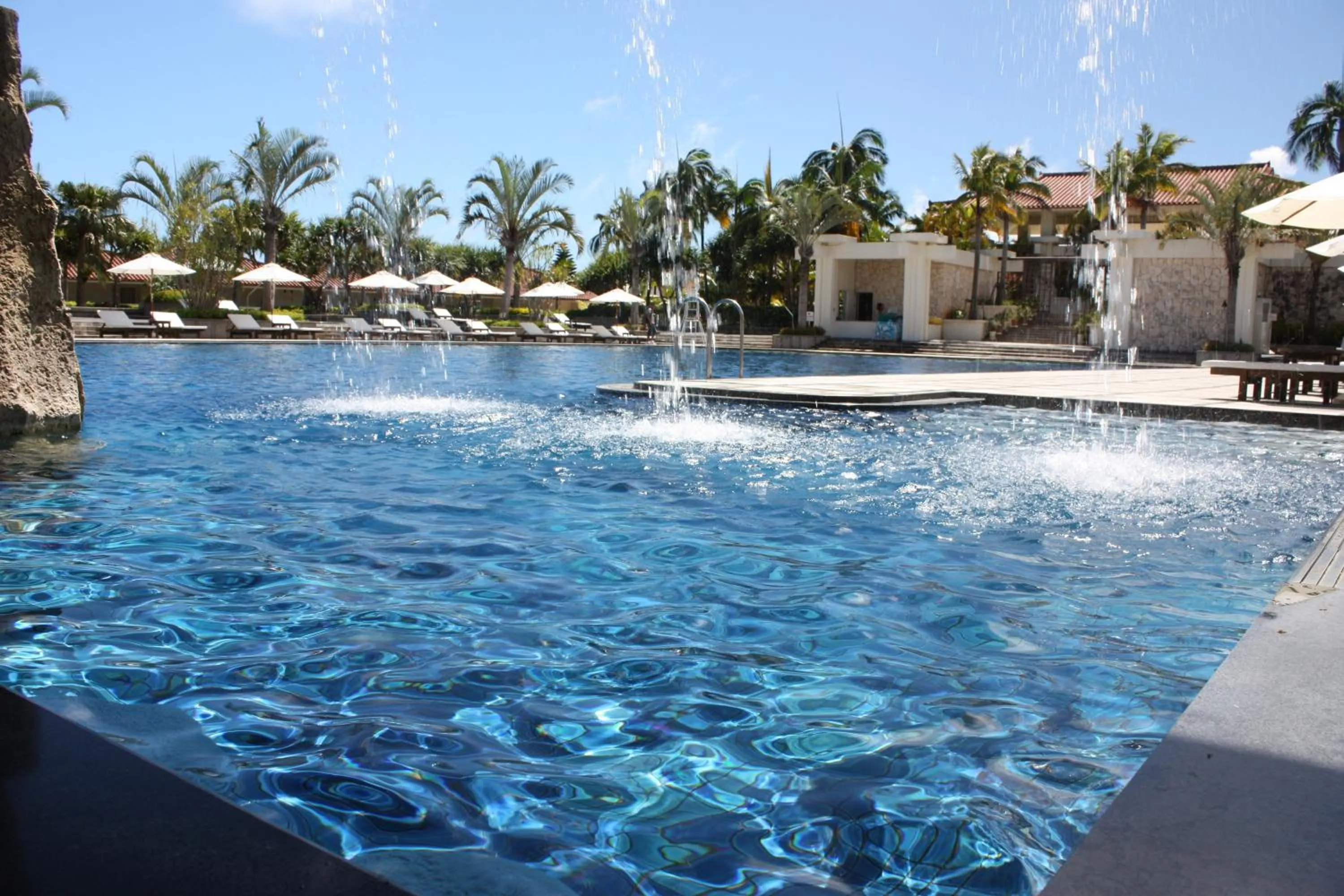 Day in Kanucha Bay Hotel & Villas