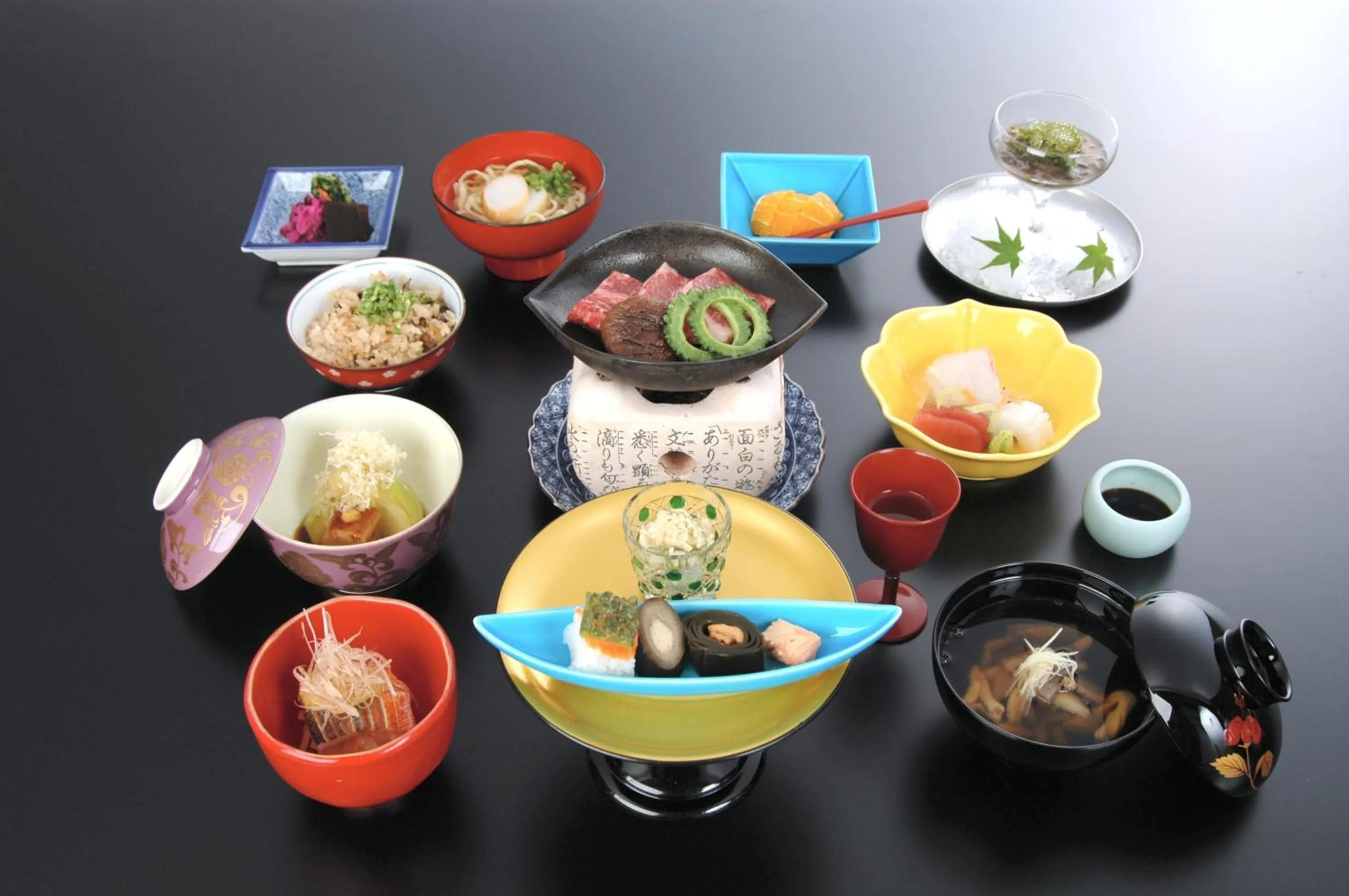 Food in Kanucha Bay Hotel & Villas