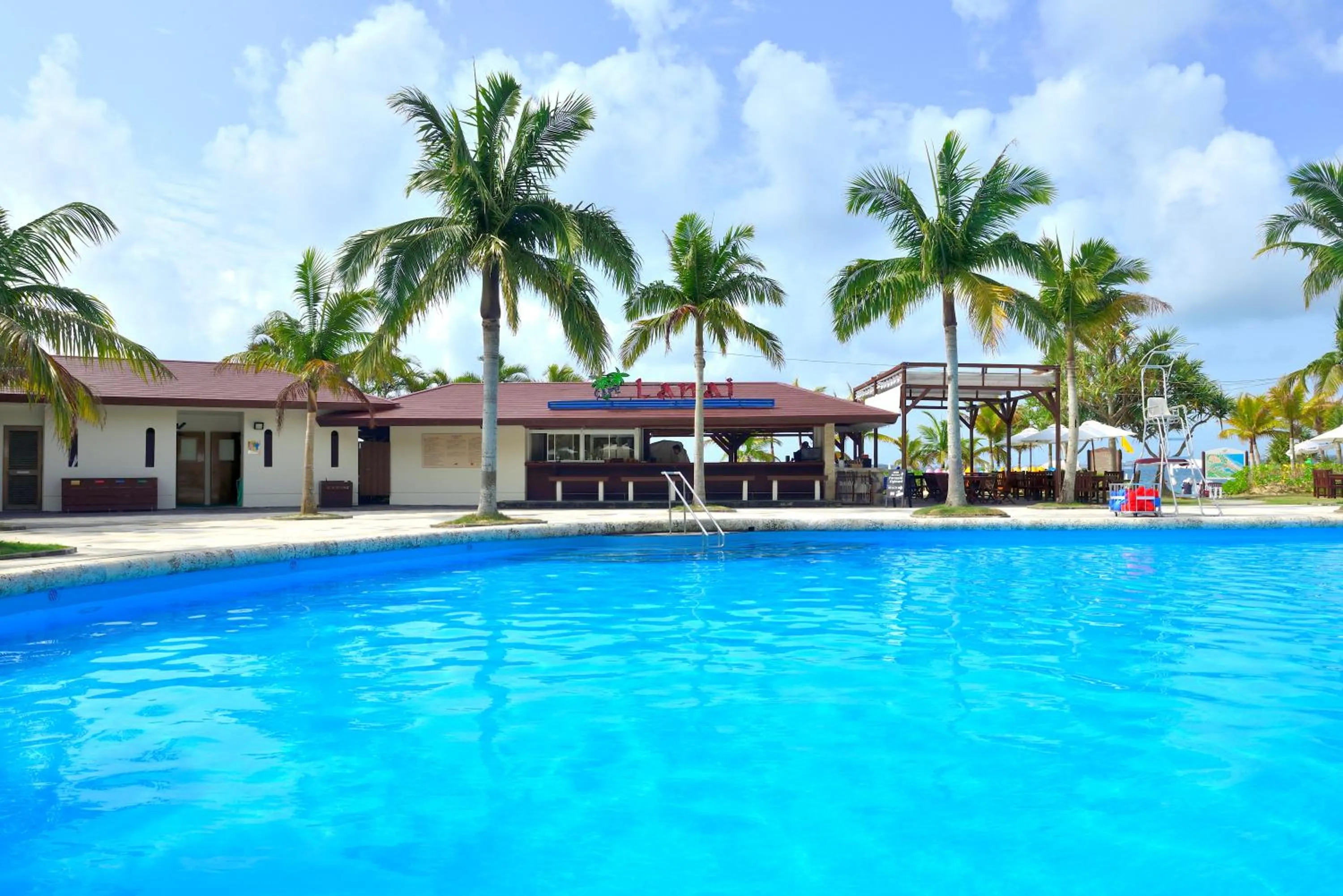 Swimming pool in Kanucha Bay Hotel & Villas