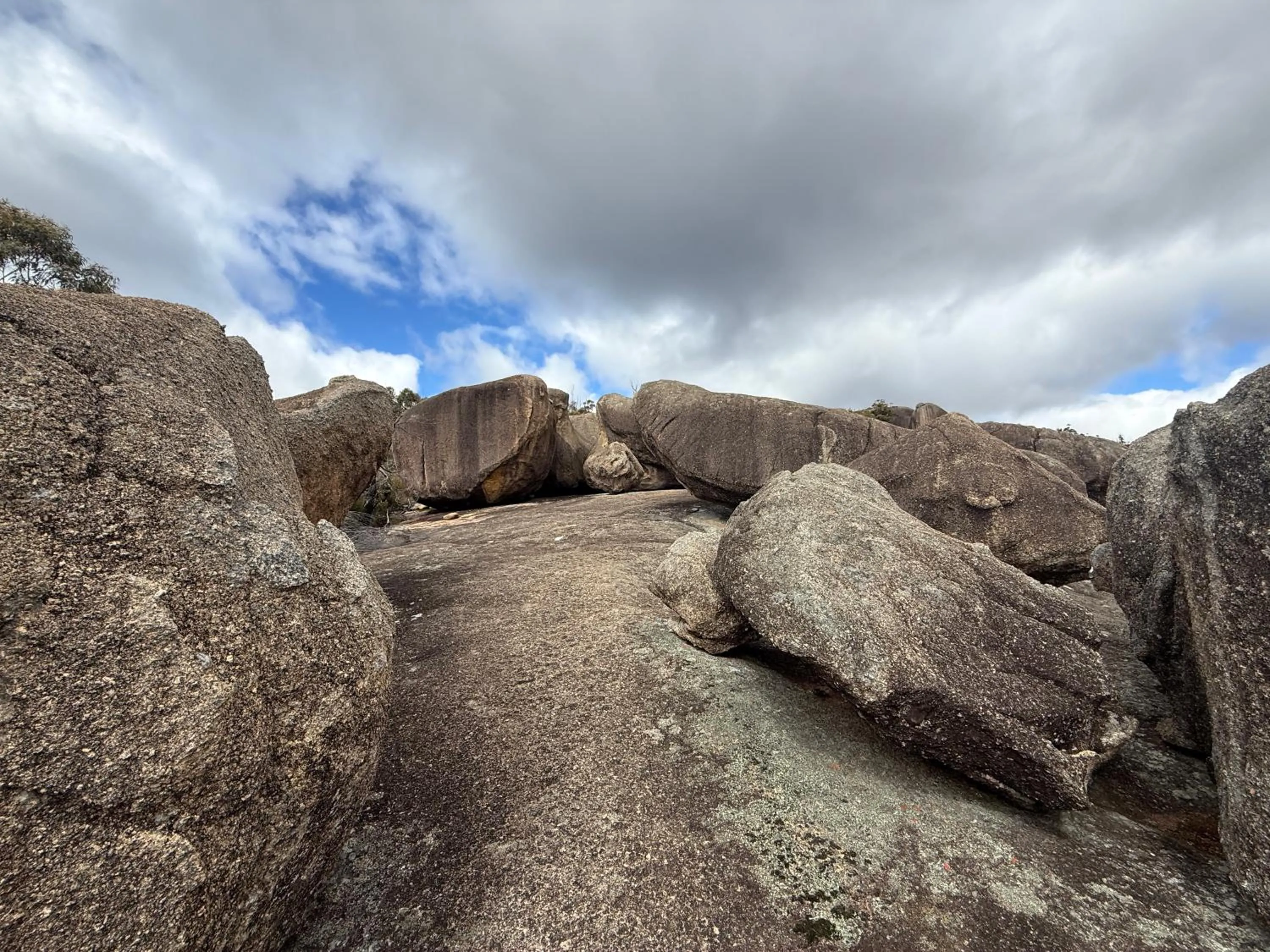 Hiking in 31 The Rocks