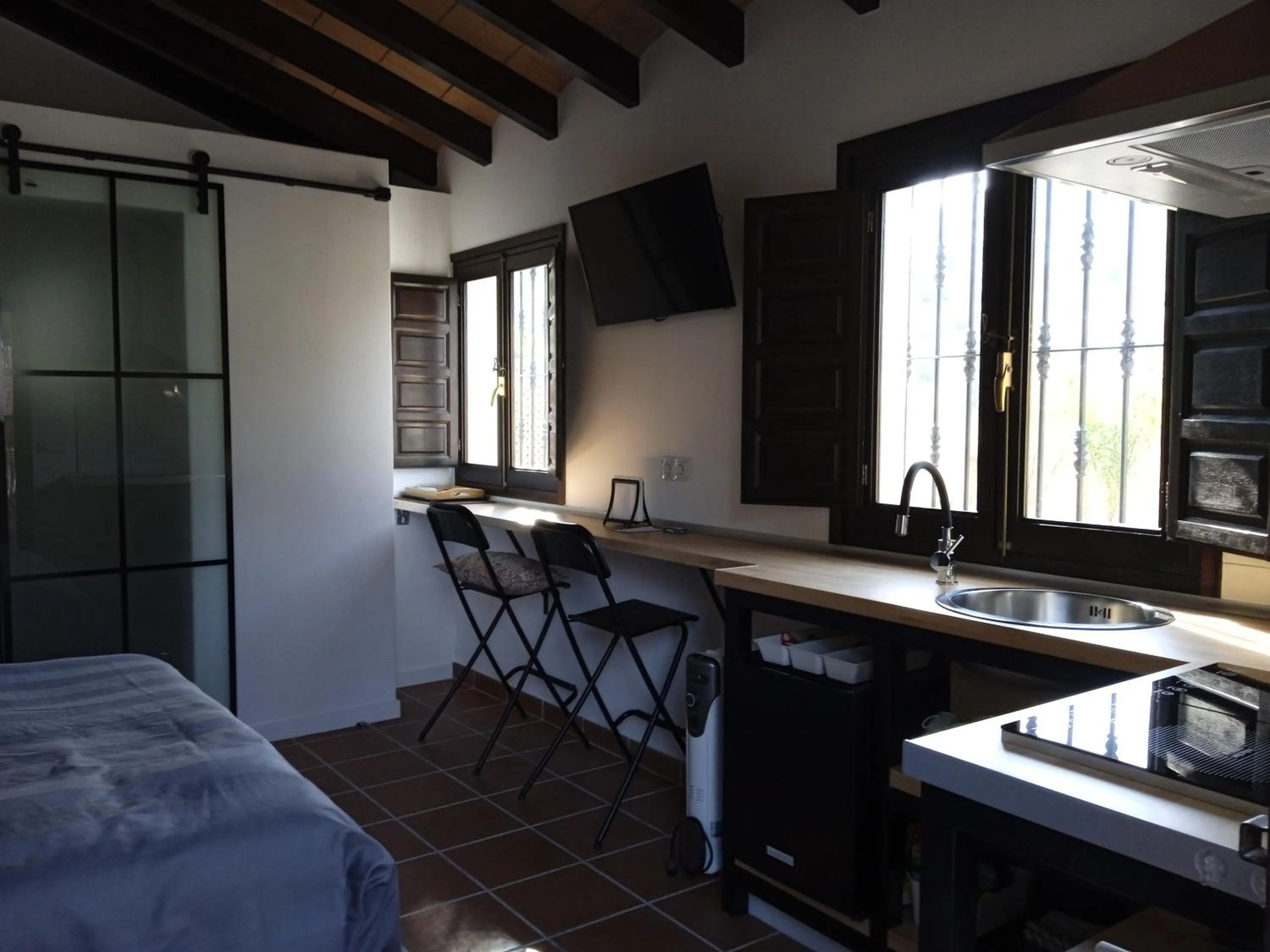 Dining area, Bed in Finca Las Hierbas B&B