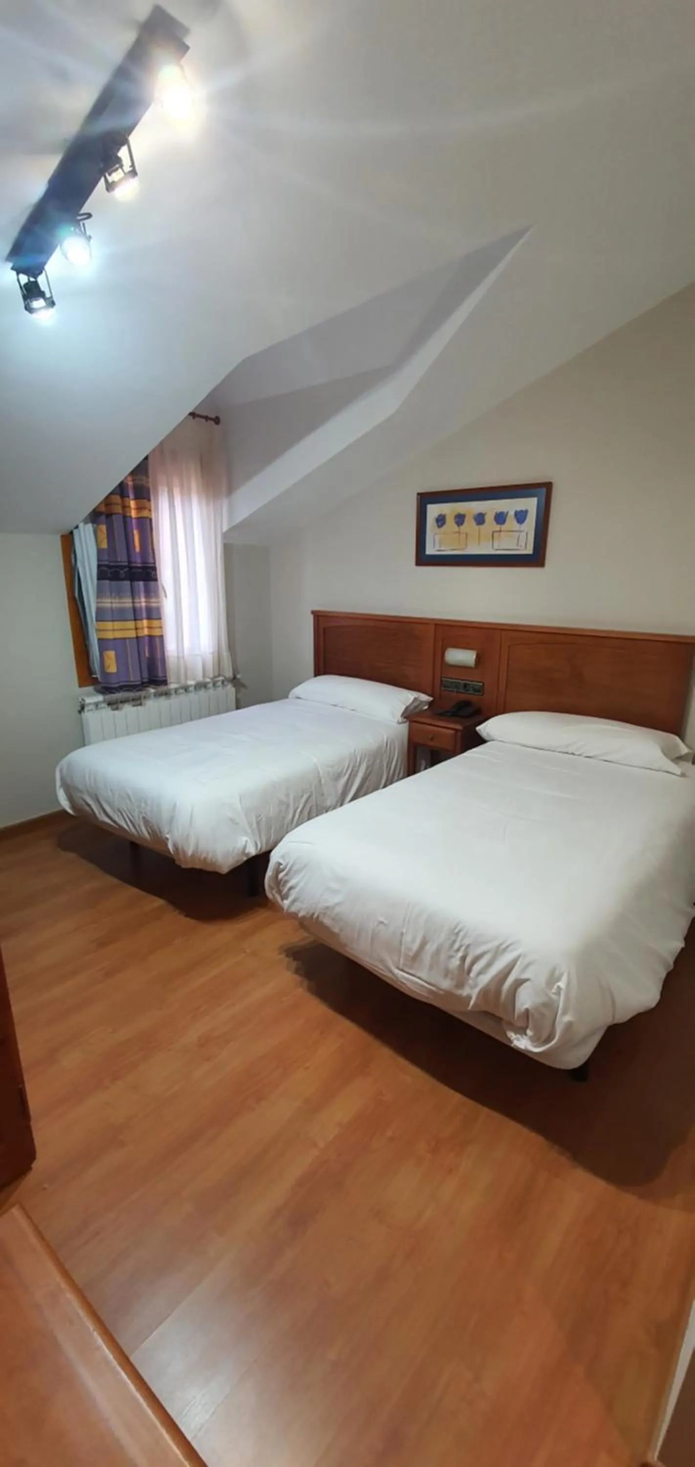 Bed in Hotel Gomar