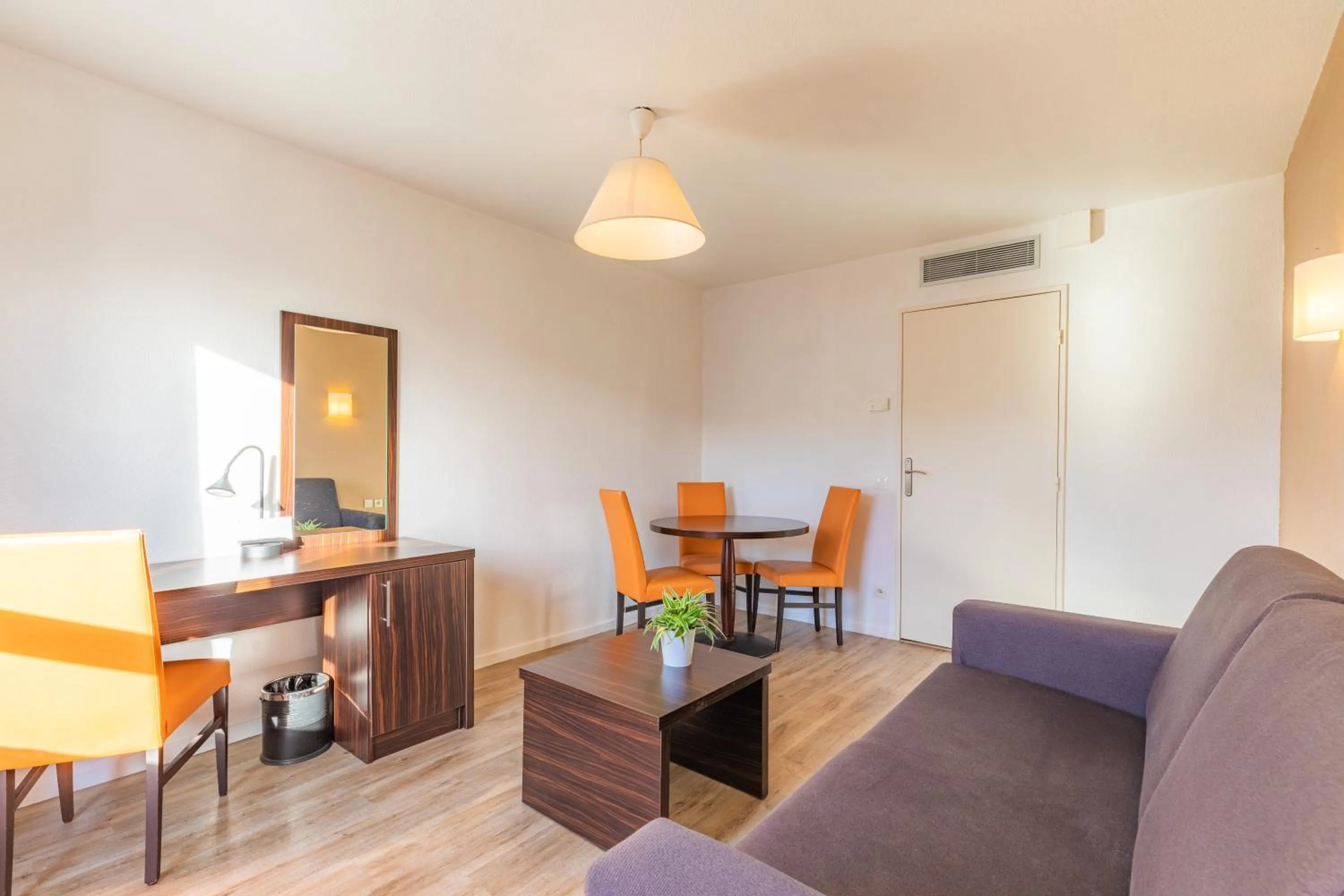 Living room in Appart'City Classic Genève - Gaillard