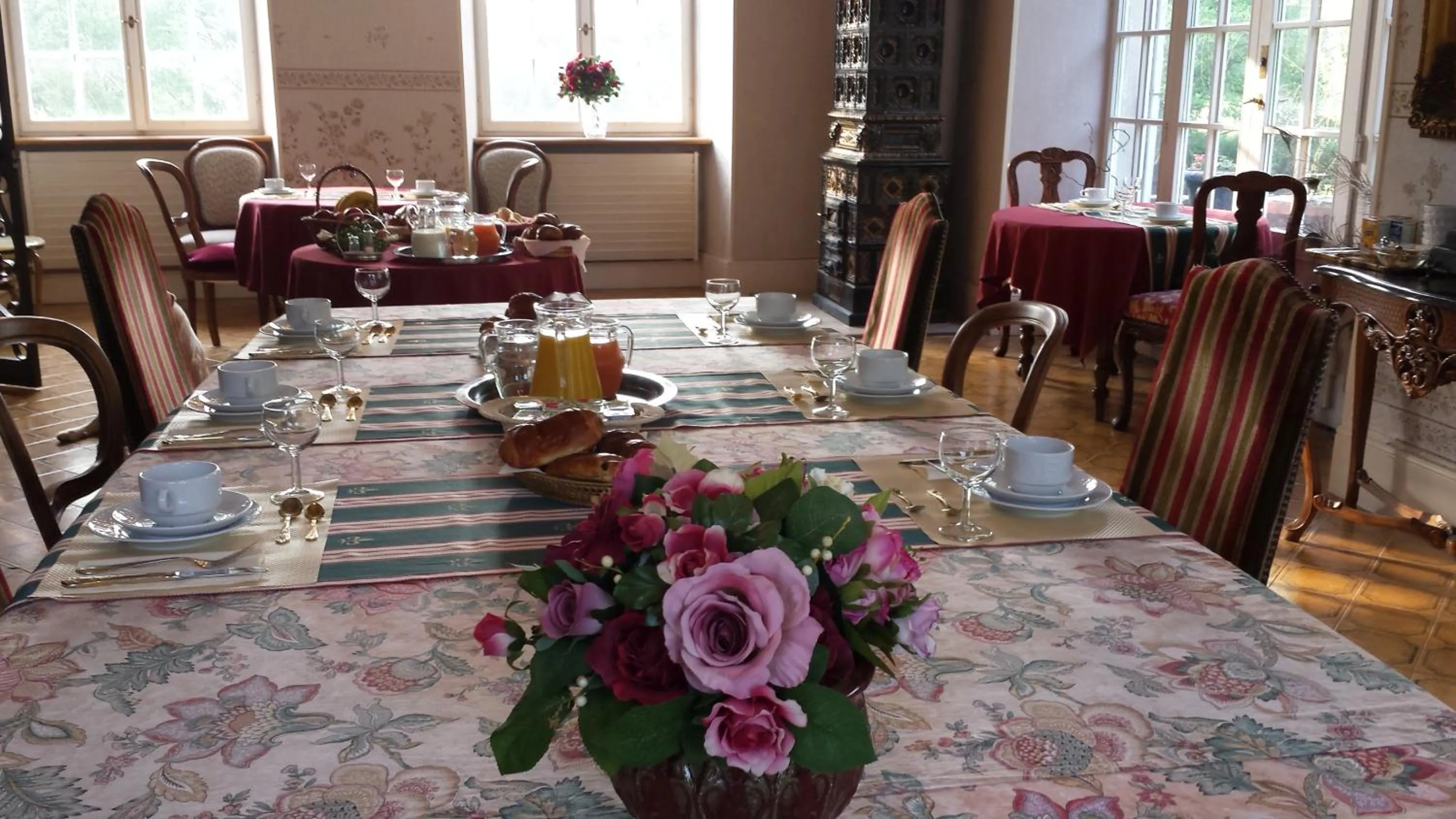 Buffet breakfast in Château De Werde