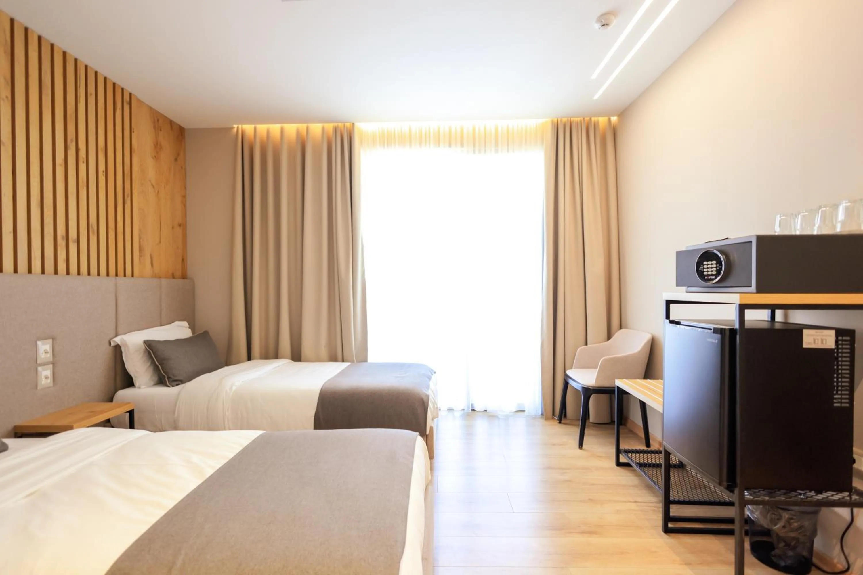 Bedroom, Bed in Hotel Apollon Sarande