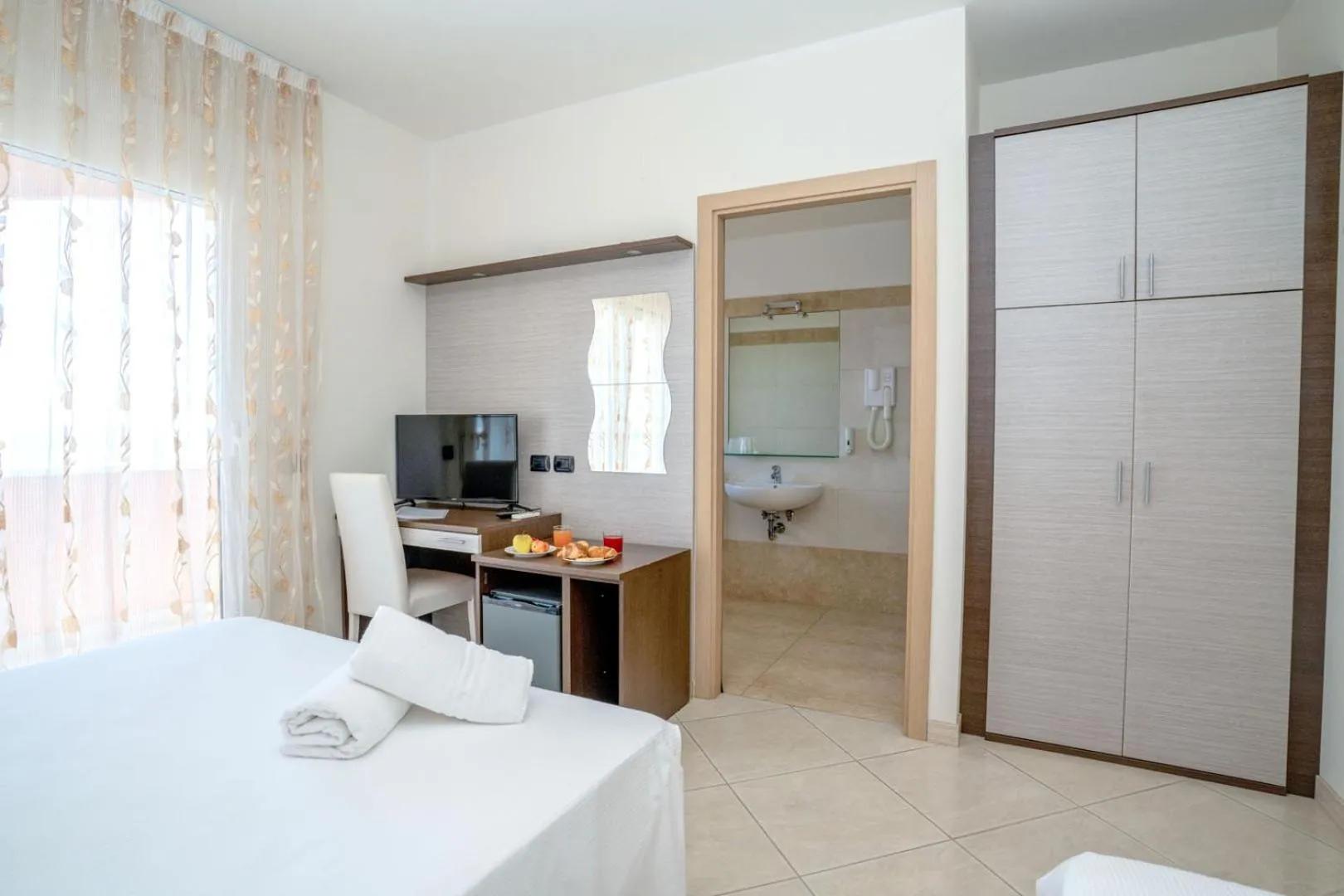 Bed in Hotel Cristall