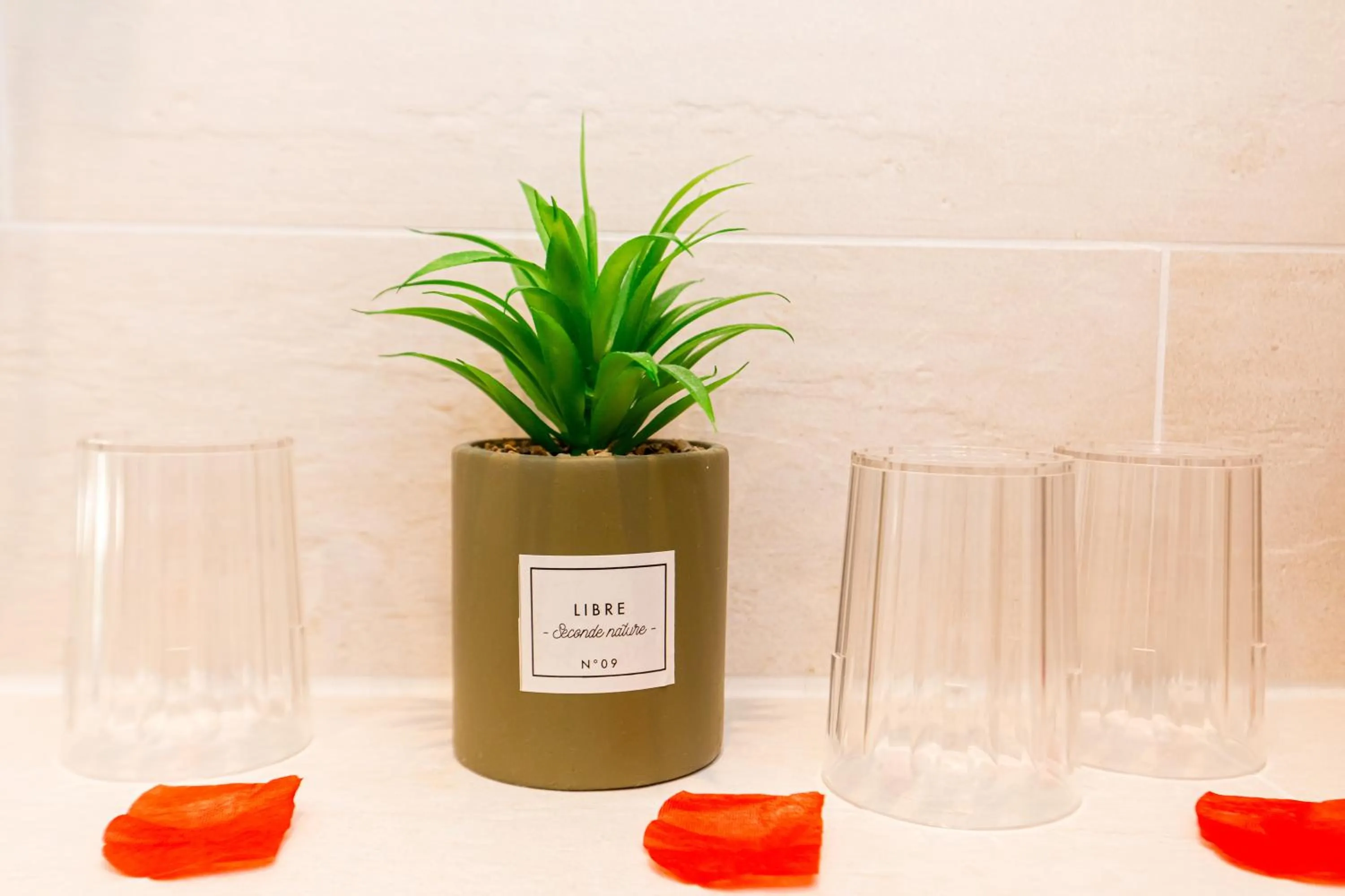 Decorative detail in HOTEL DE PARIS MONTPARNASSE