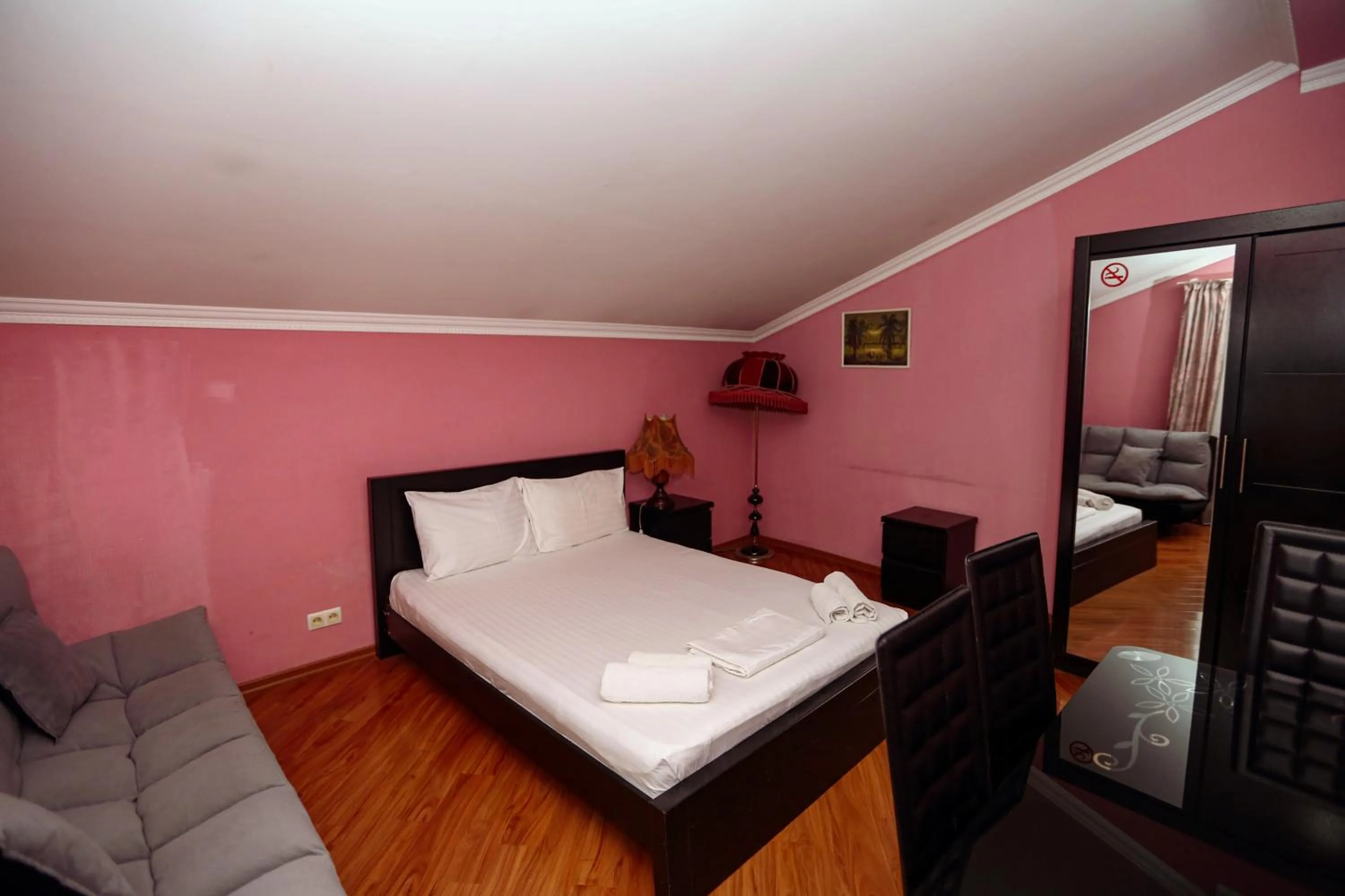 Photo of the whole room in Hotel Isaka