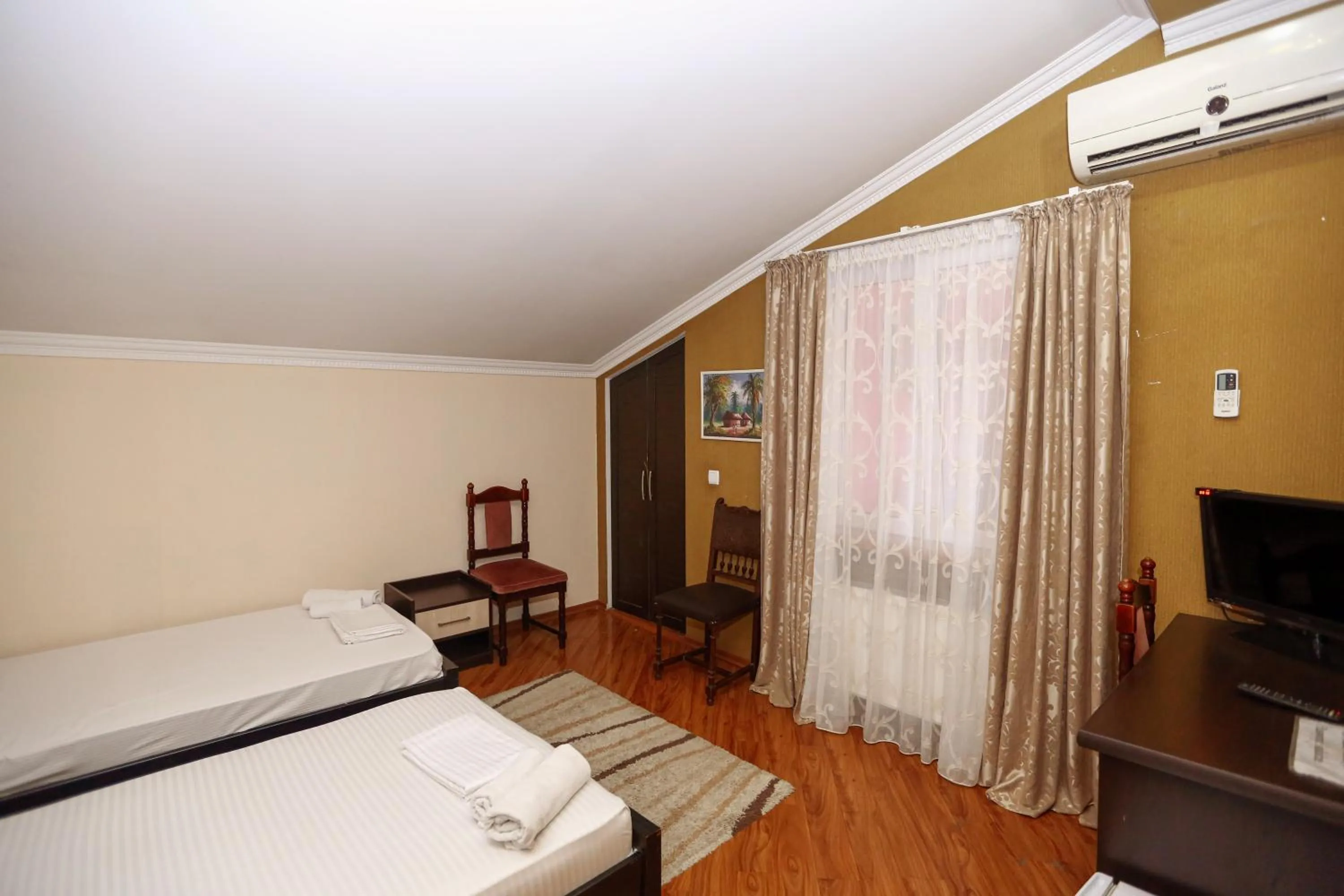 TV and multimedia in Hotel Isaka