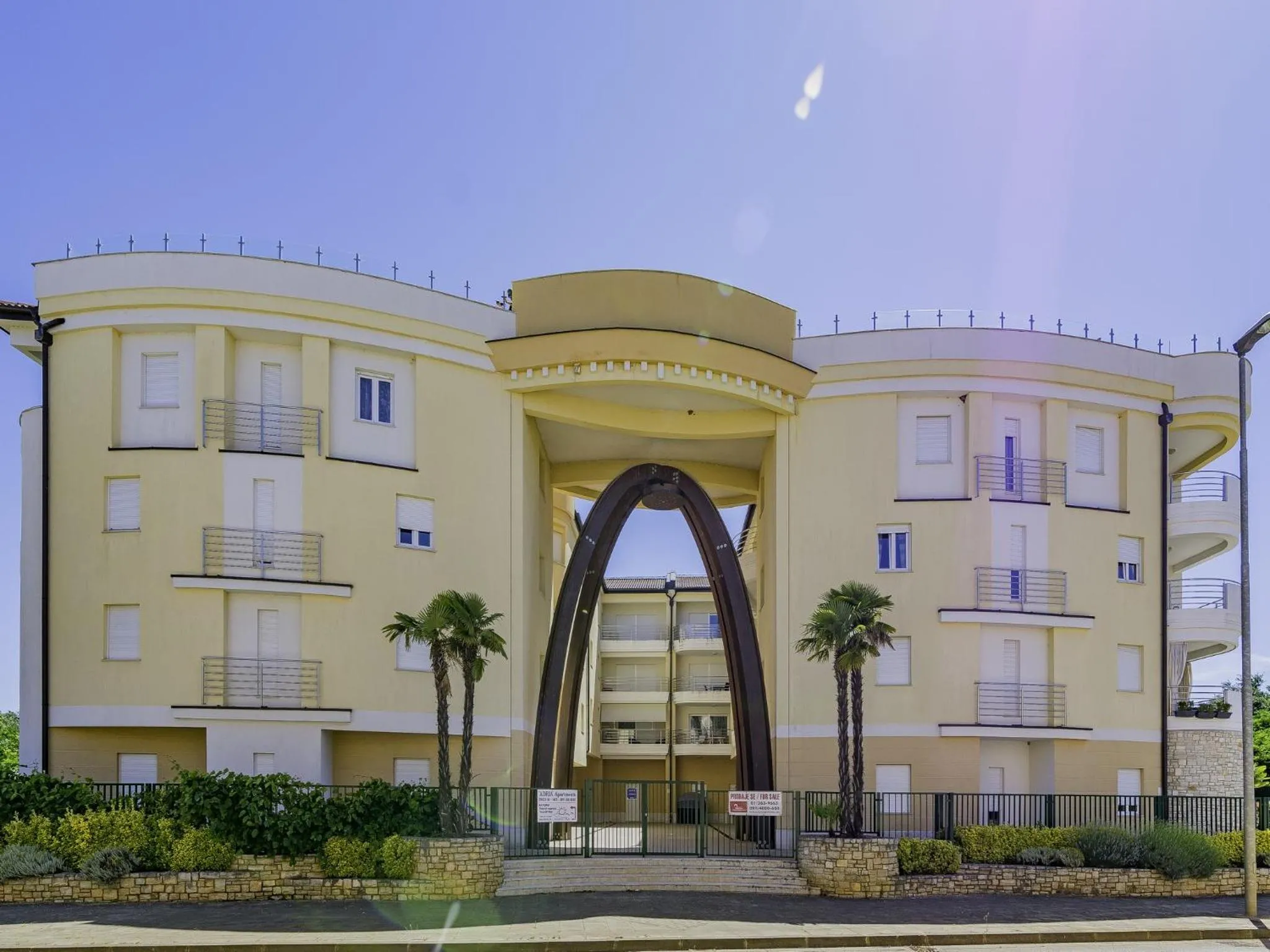 Facade/entrance in Adria Apartments