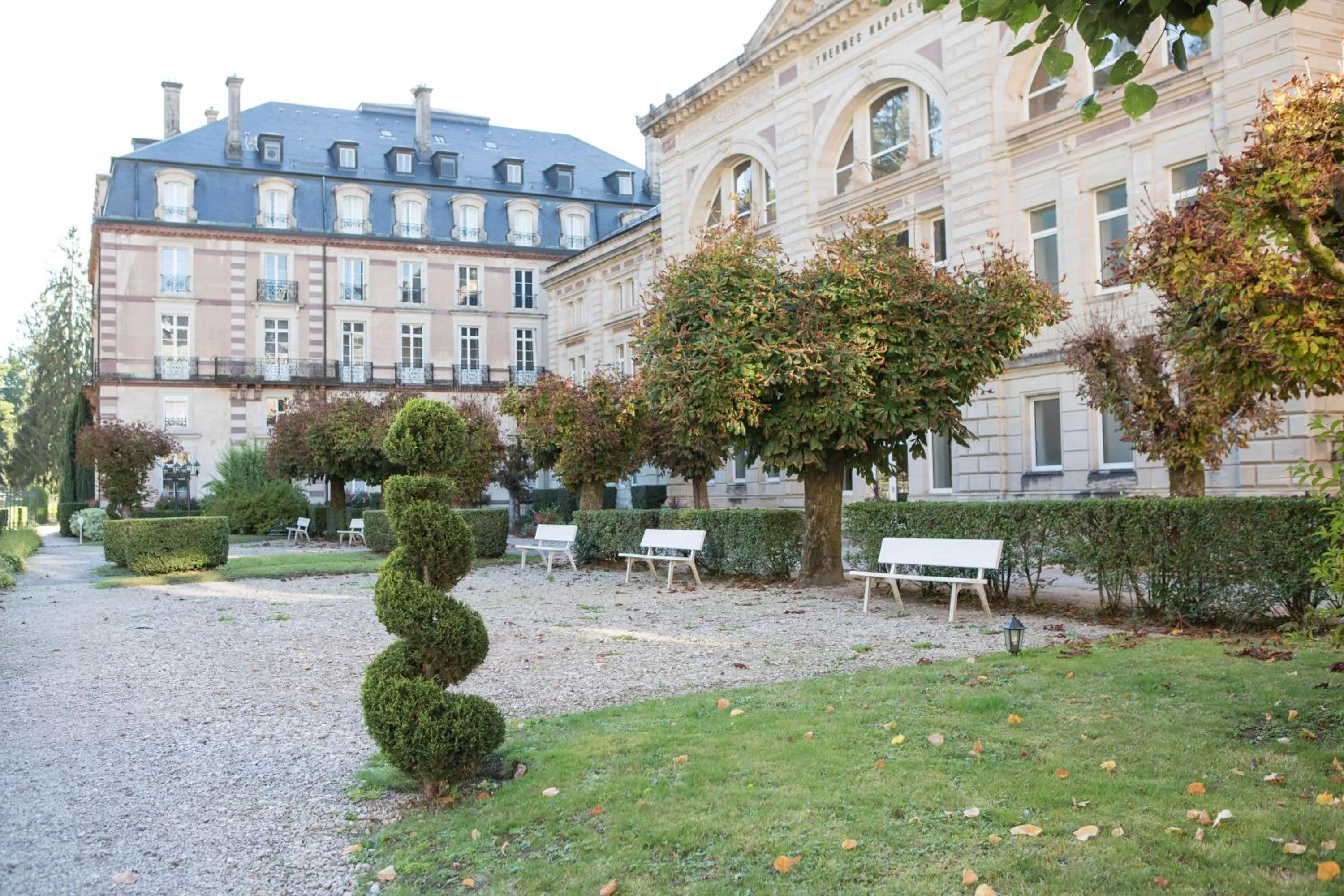 Facade/entrance in Le Grand Hotel de Plombières by Popinns