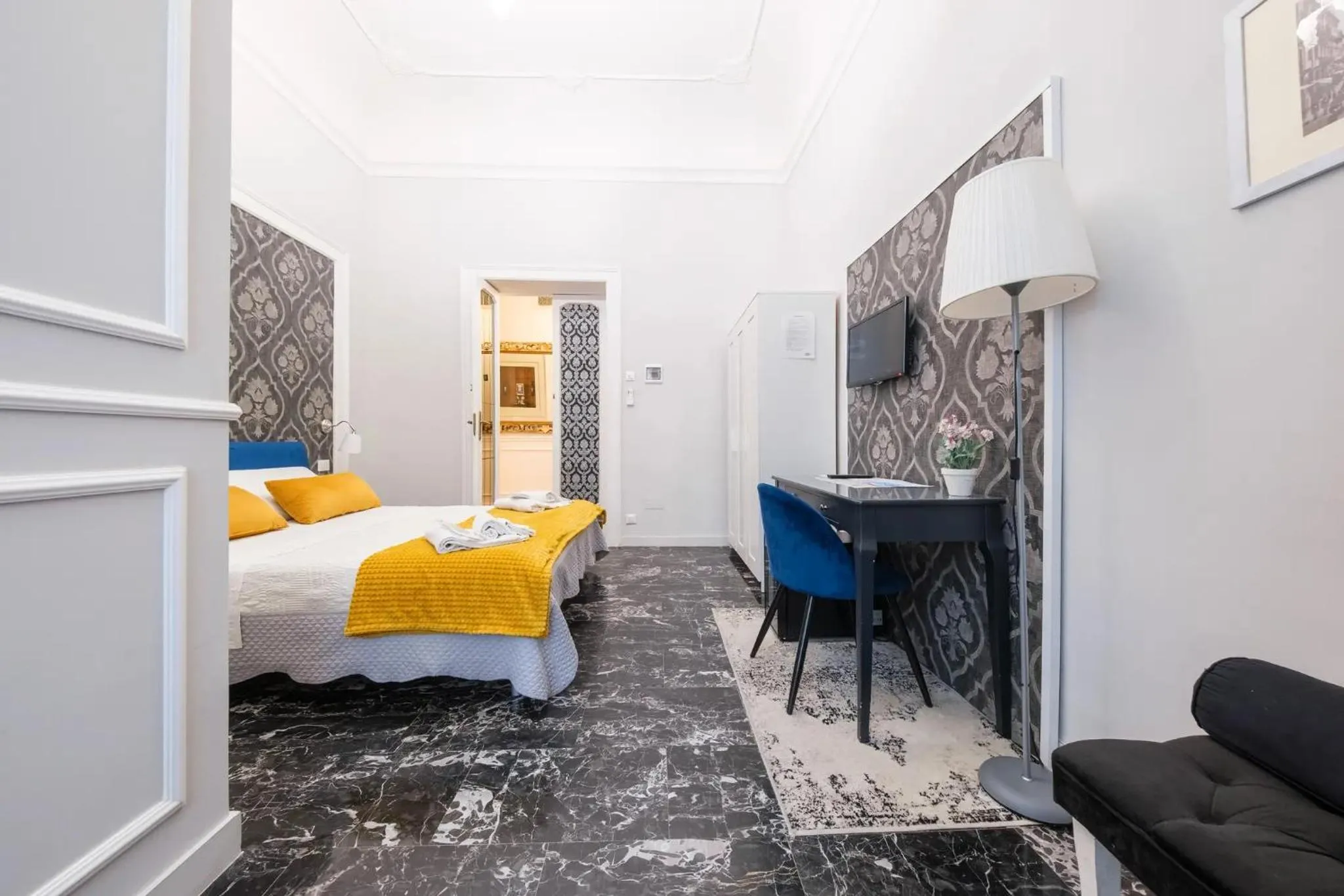 Bedroom, Bed in Il galleone