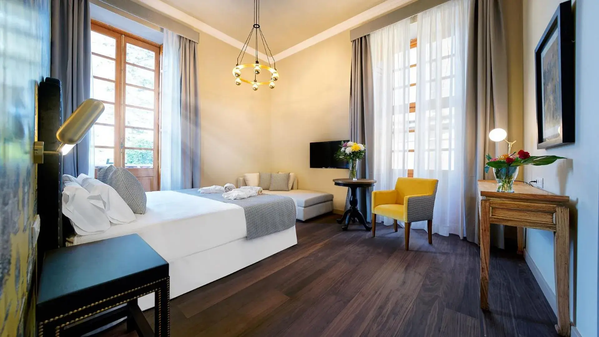 Bedroom, Bed in Hotel Emblemático Agáldar Bedroom, Bed in Hotel Emblemático Agáldar