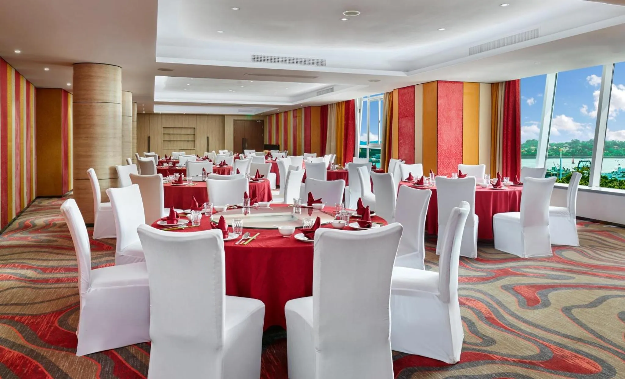 Meeting/conference room in Hotel Indigo Xiamen Harbour by IHG