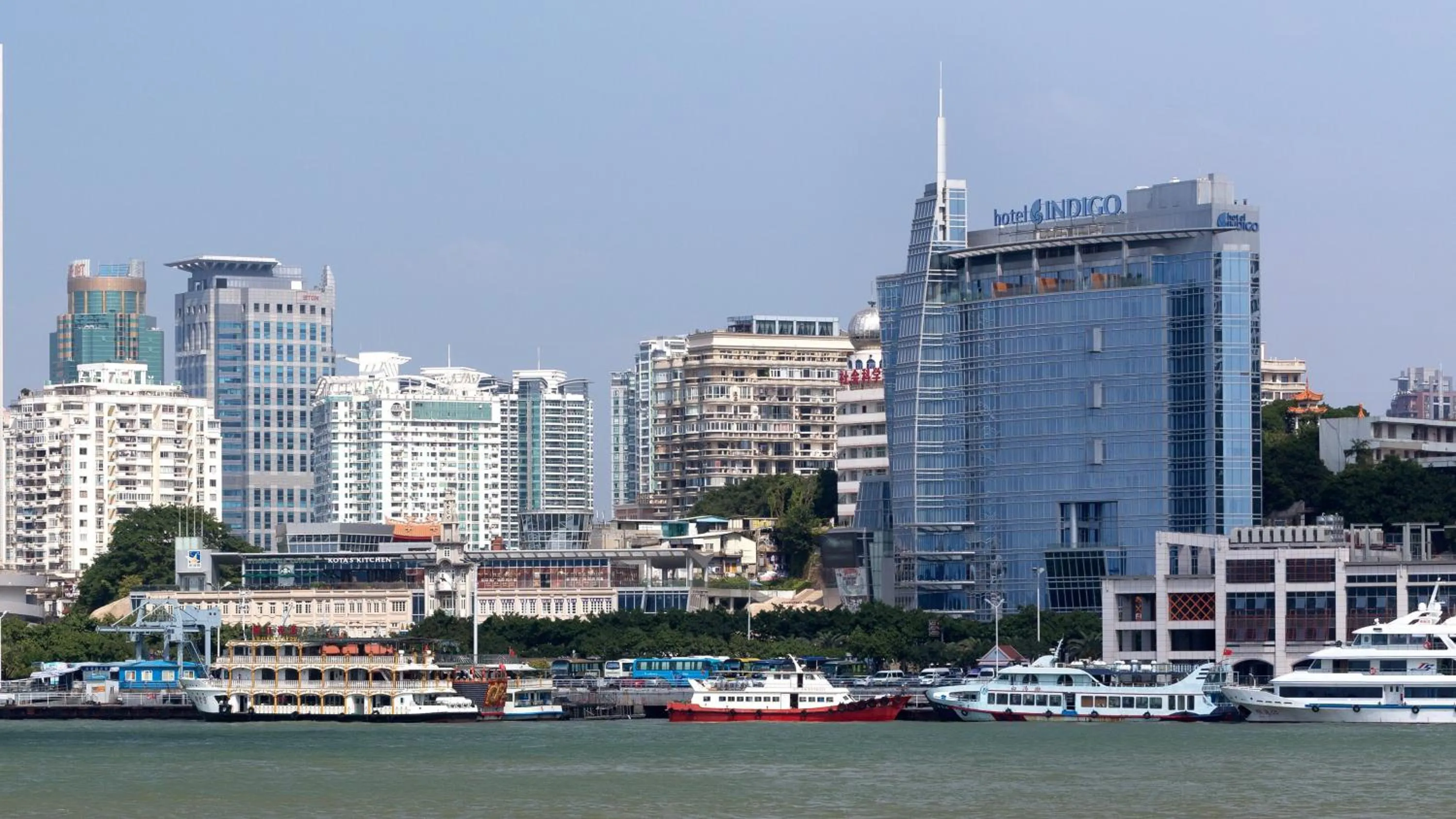 Property building in Hotel Indigo Xiamen Harbour by IHG