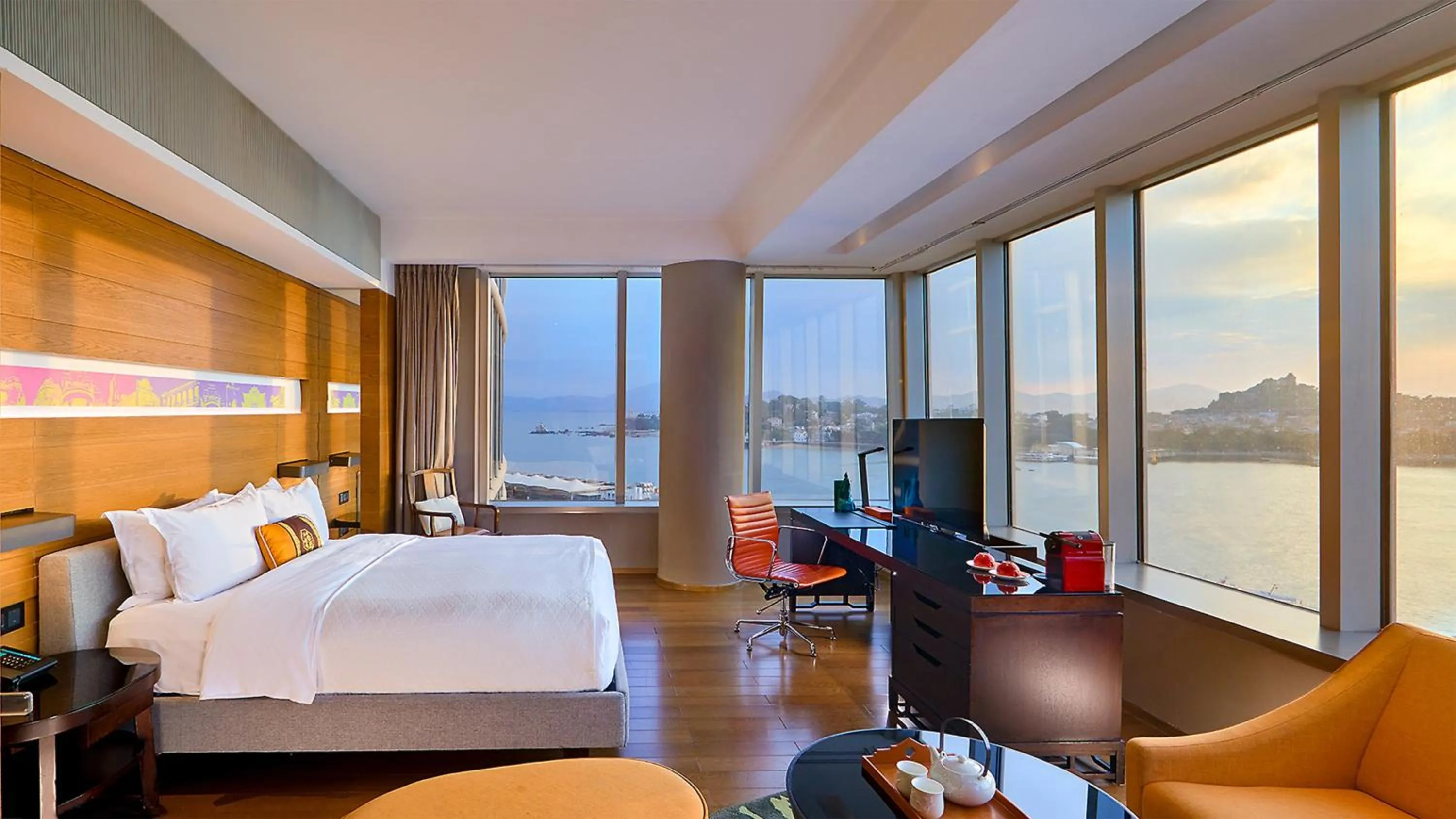Photo of the whole room, Bed in Hotel Indigo Xiamen Harbour by IHG