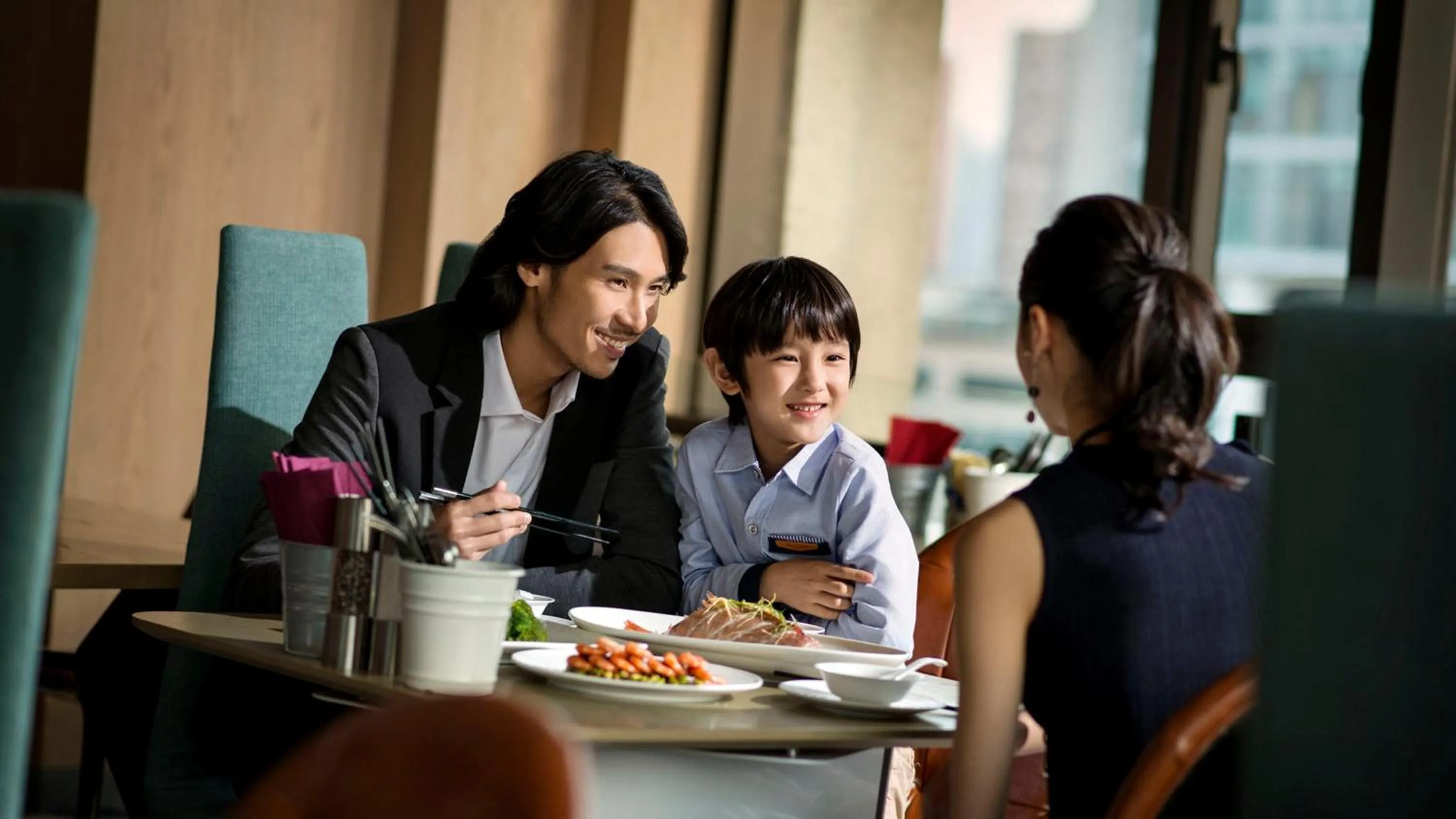 Restaurant/places to eat in Hotel Indigo Xiamen Harbour by IHG