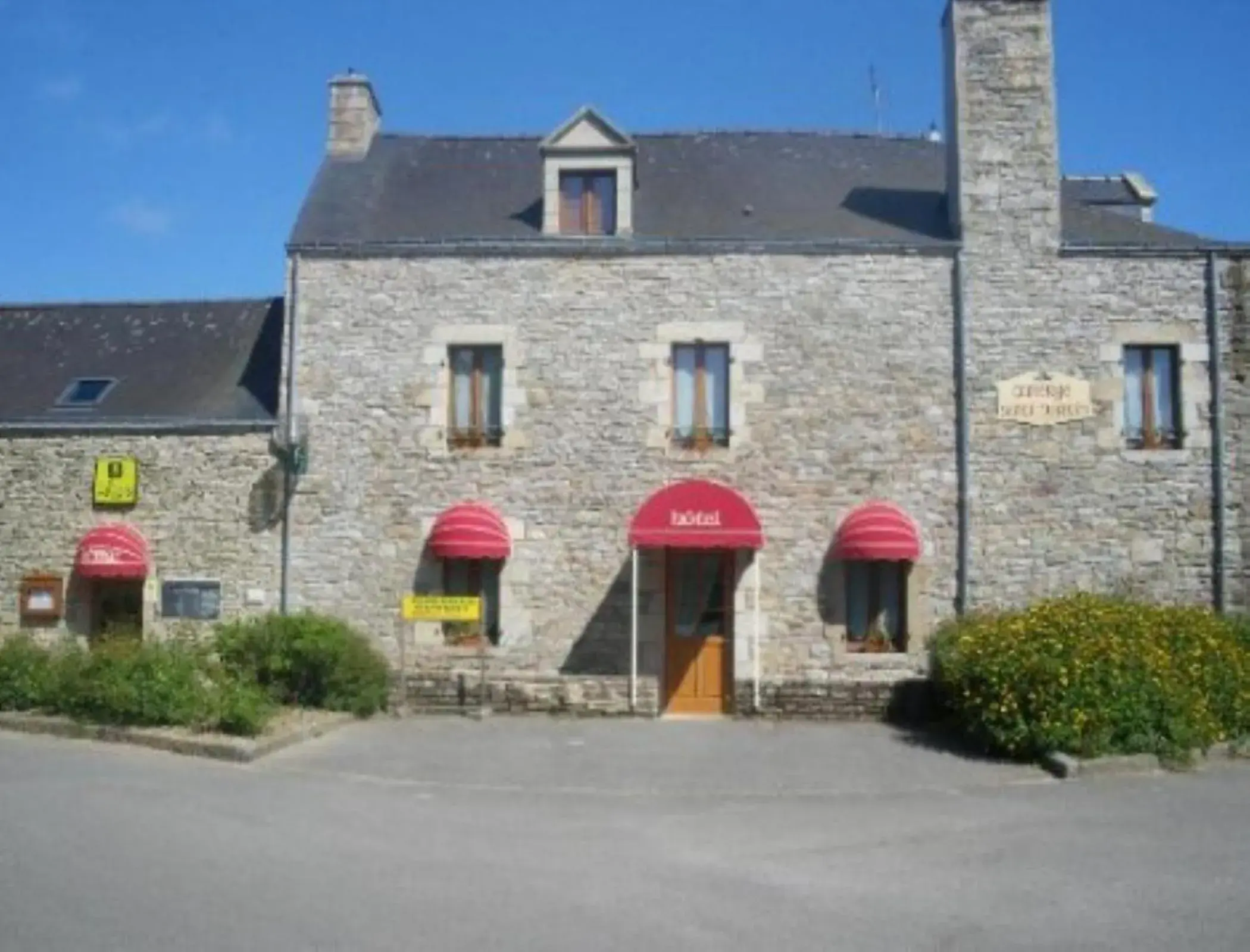 Auberge Saint Hernin Auberge Saint Hernin