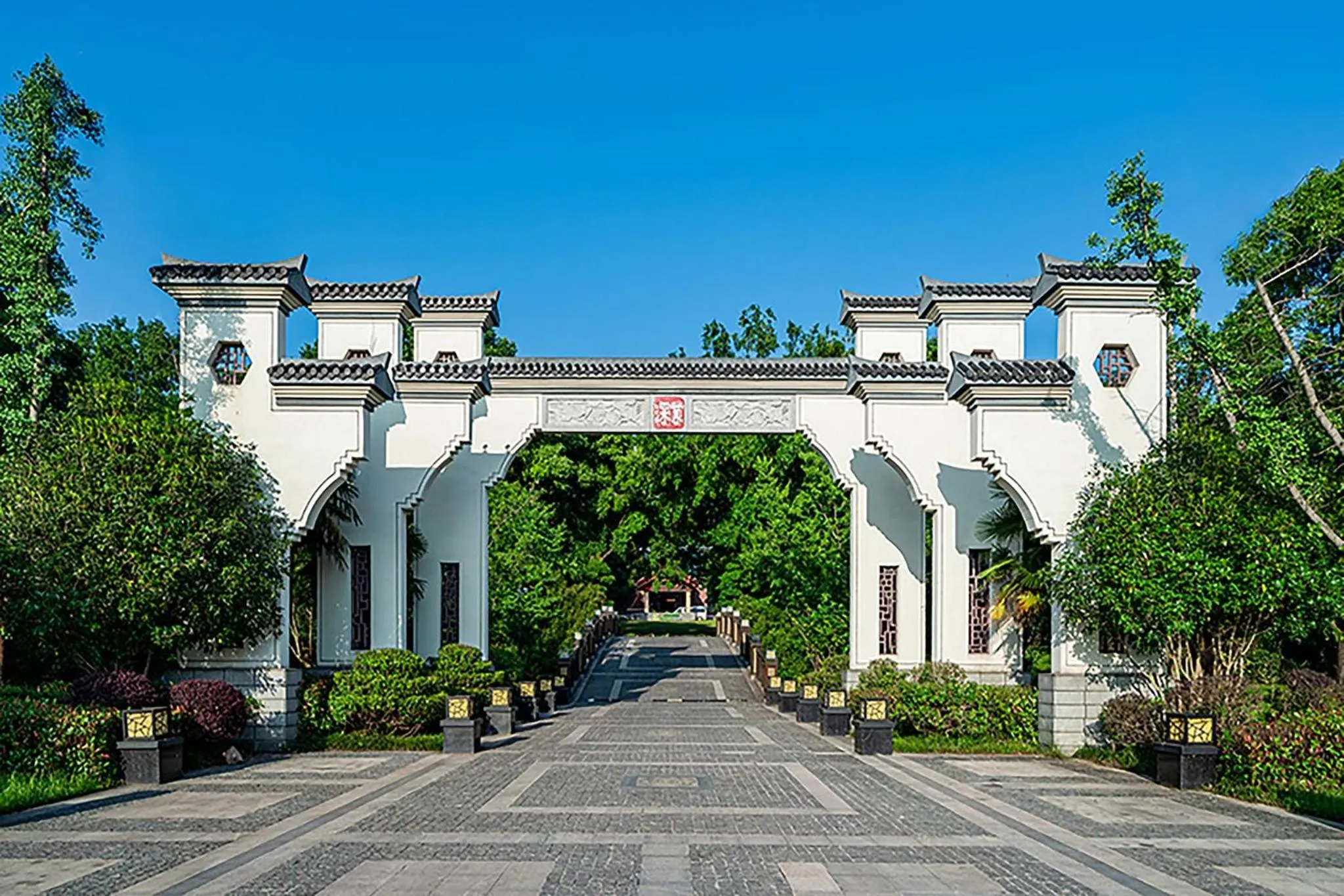 Property building in Holiday Inn Resort Chaohu Hot Spring by IHG