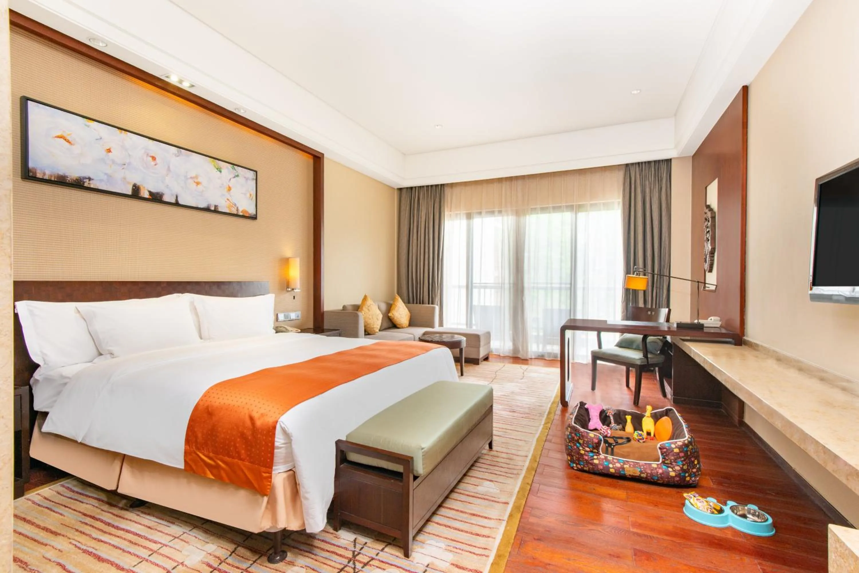 Photo of the whole room in Holiday Inn Resort Chaohu Hot Spring by IHG