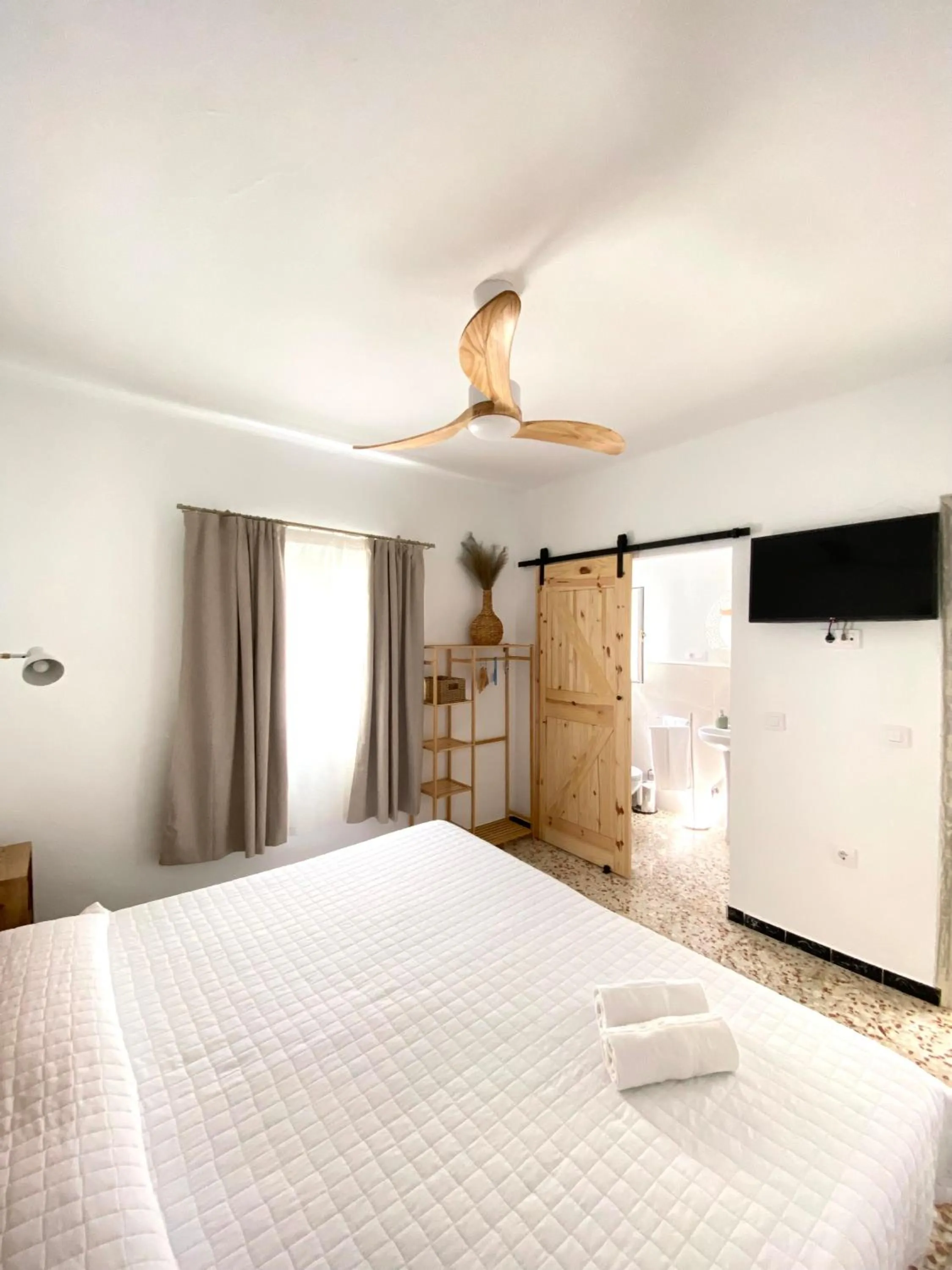 Bed in Hotel Rural Casa Fina - Adults Recommended