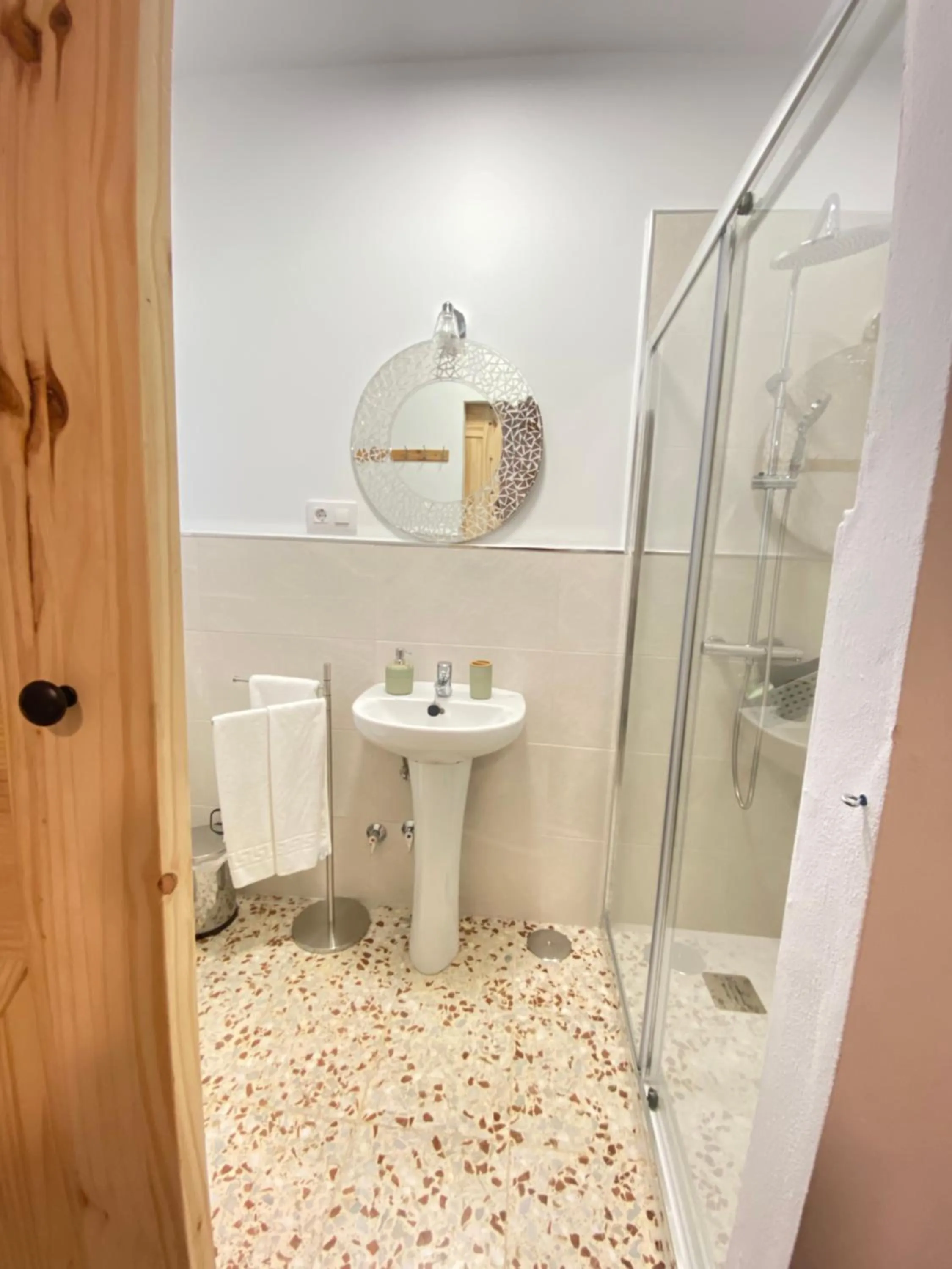 Shower in Hotel Rural Casa Fina - Adults Recommended
