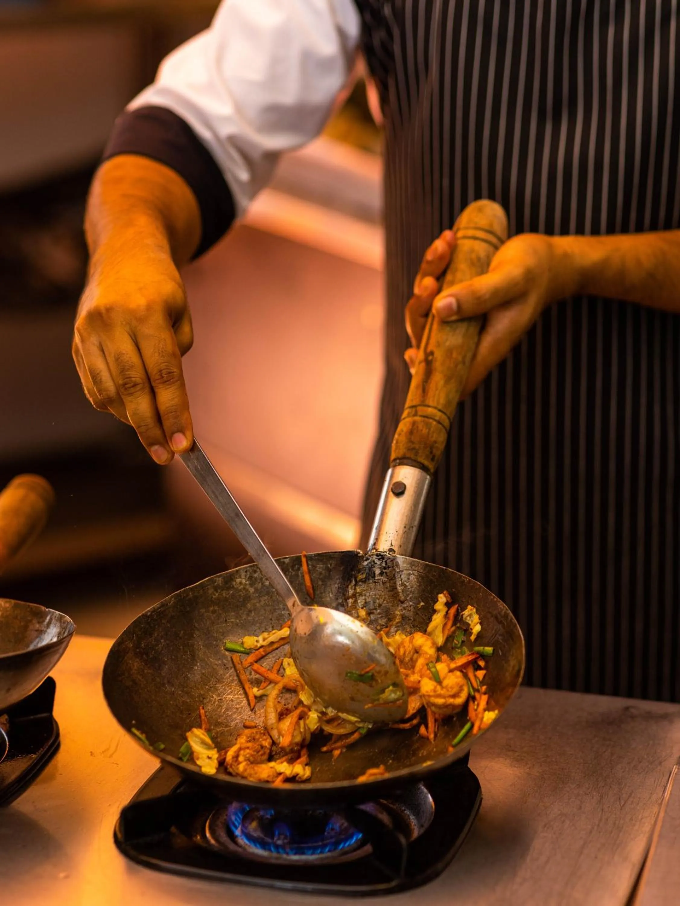 Restaurant/places to eat in Chaarya Resort & Spa