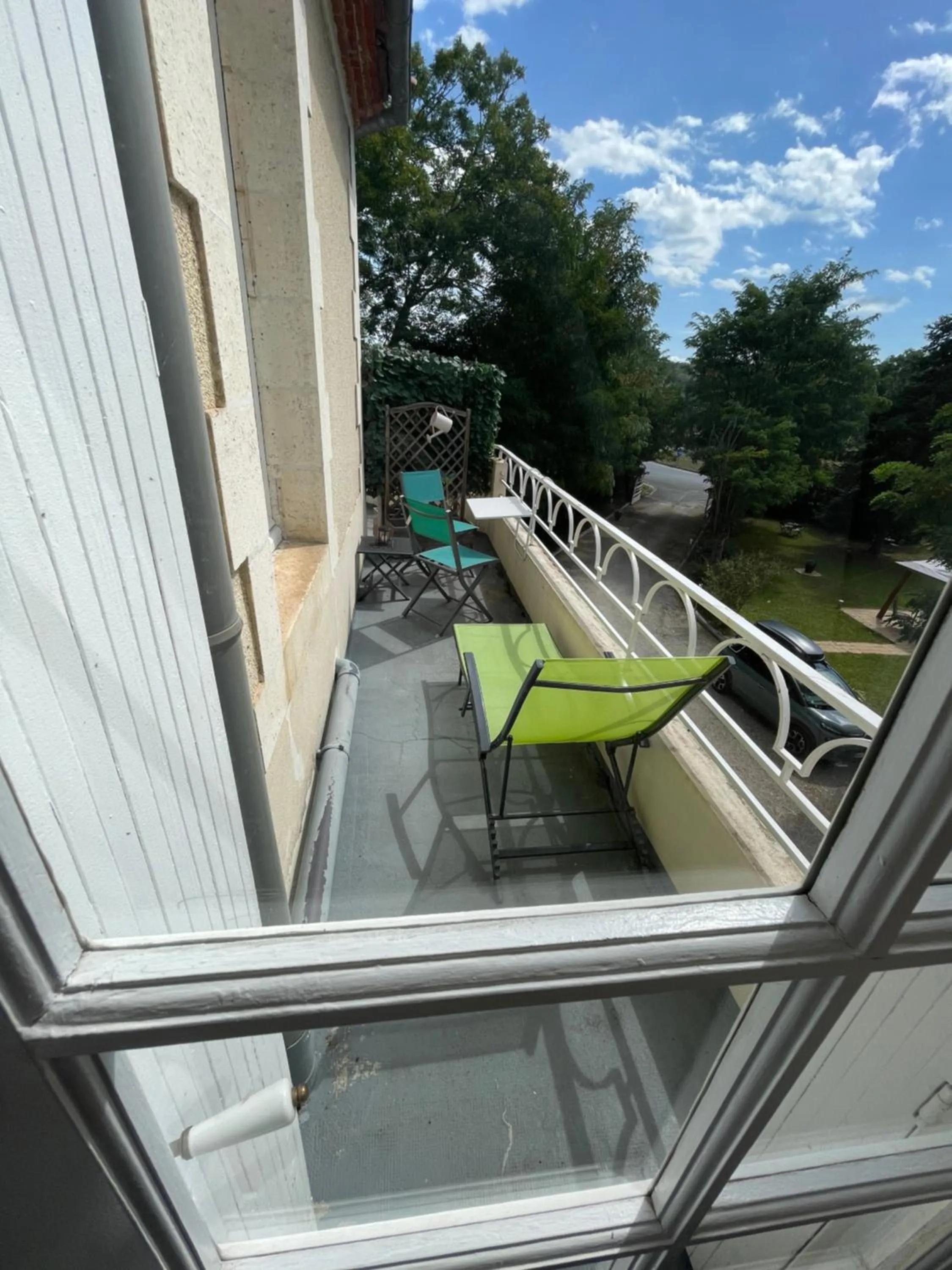 Vue du Château d'Excideuil en chambres