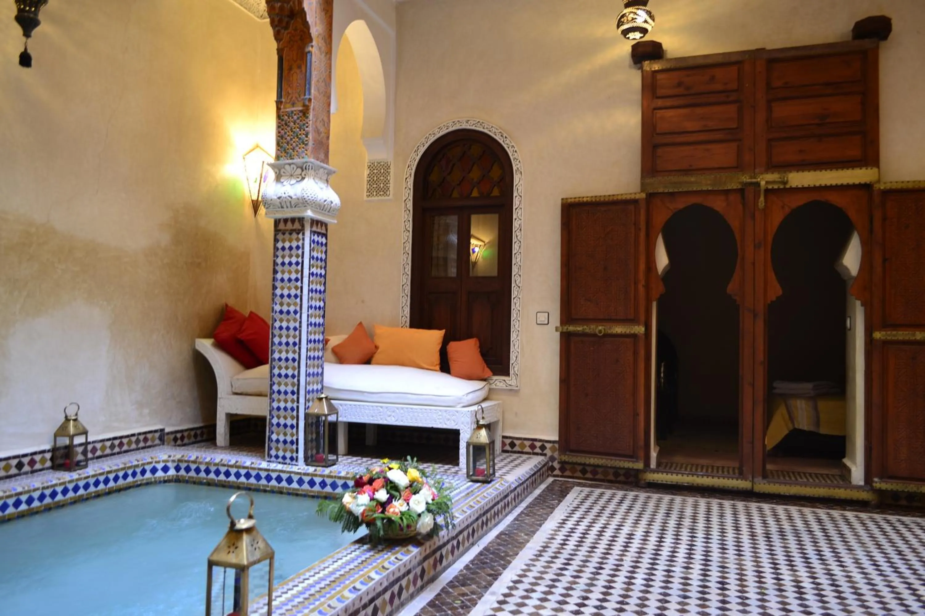 Patio, Bed in Riad Charik