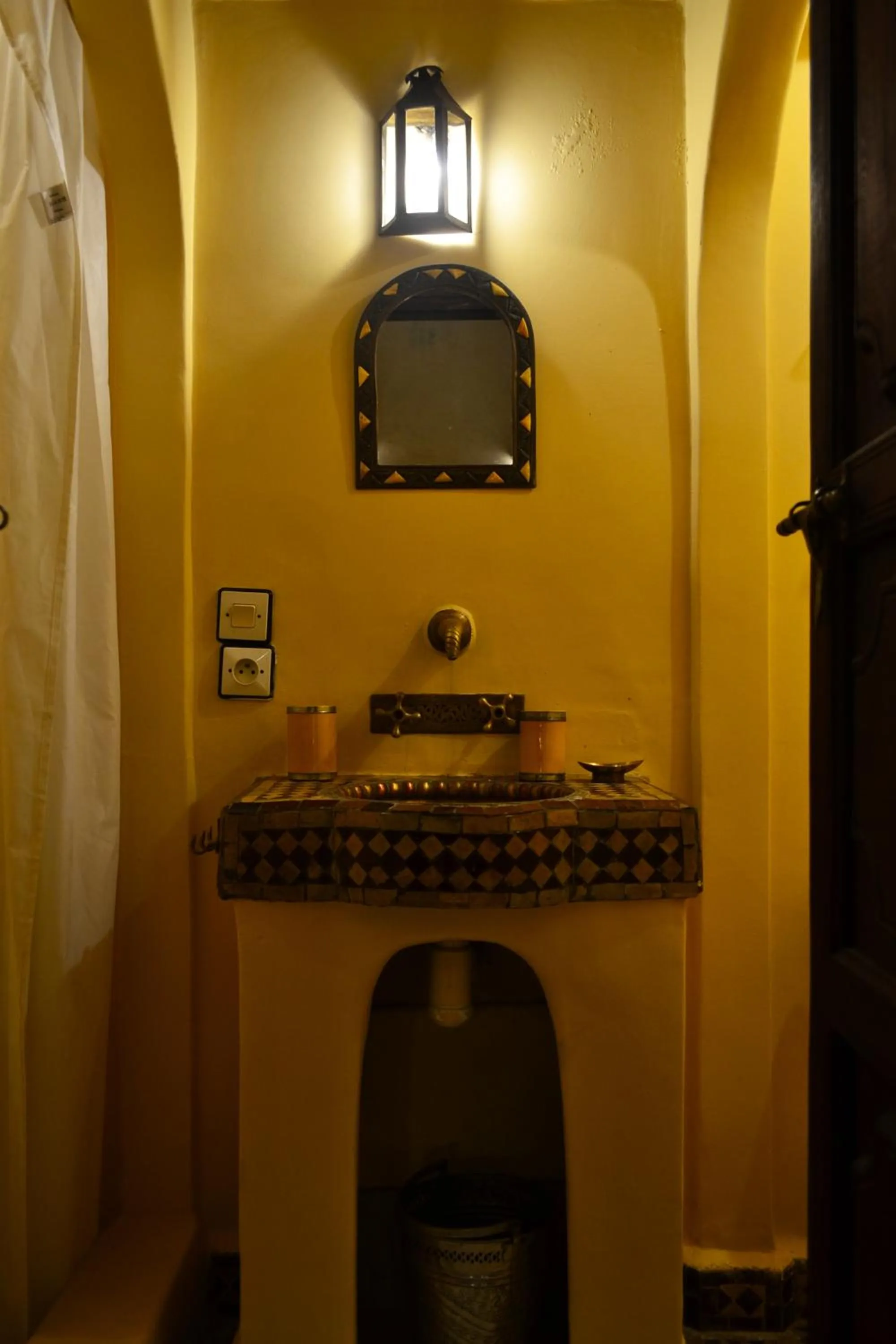 Bathroom in Riad Charik